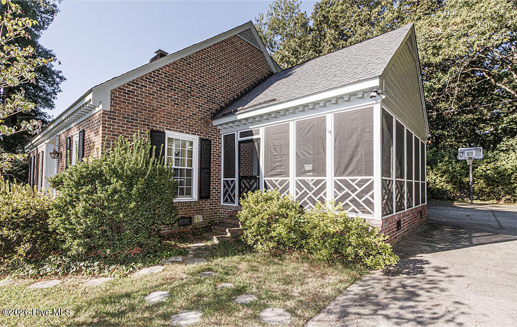 808 E Beechtree Drive Property Photo 5