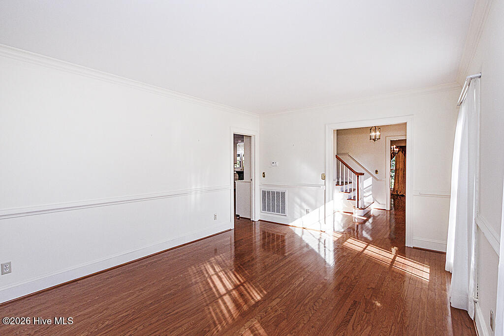 808 E Beechtree Drive Property Photo 12