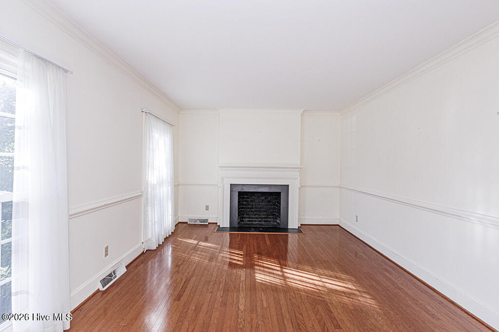 808 E Beechtree Drive Property Photo 13