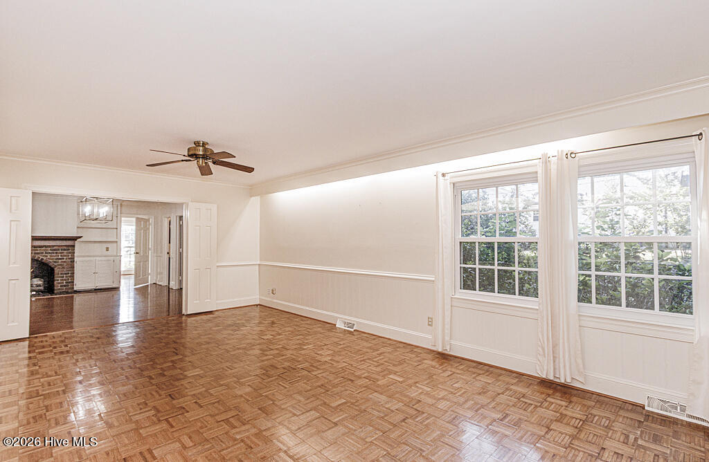 808 E Beechtree Drive Property Photo 38
