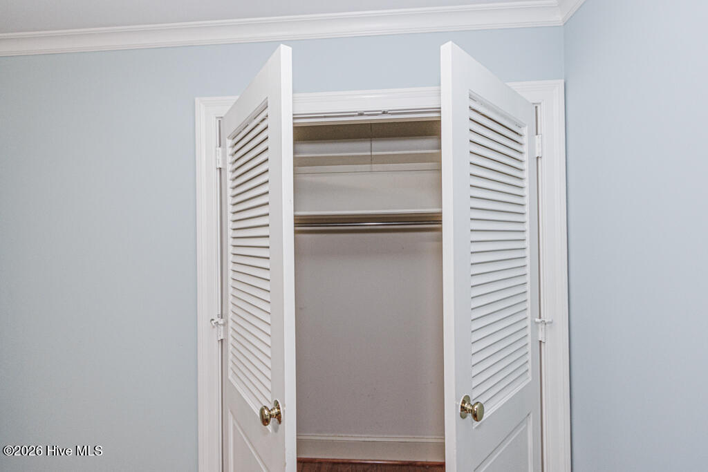808 E Beechtree Drive Property Photo 57