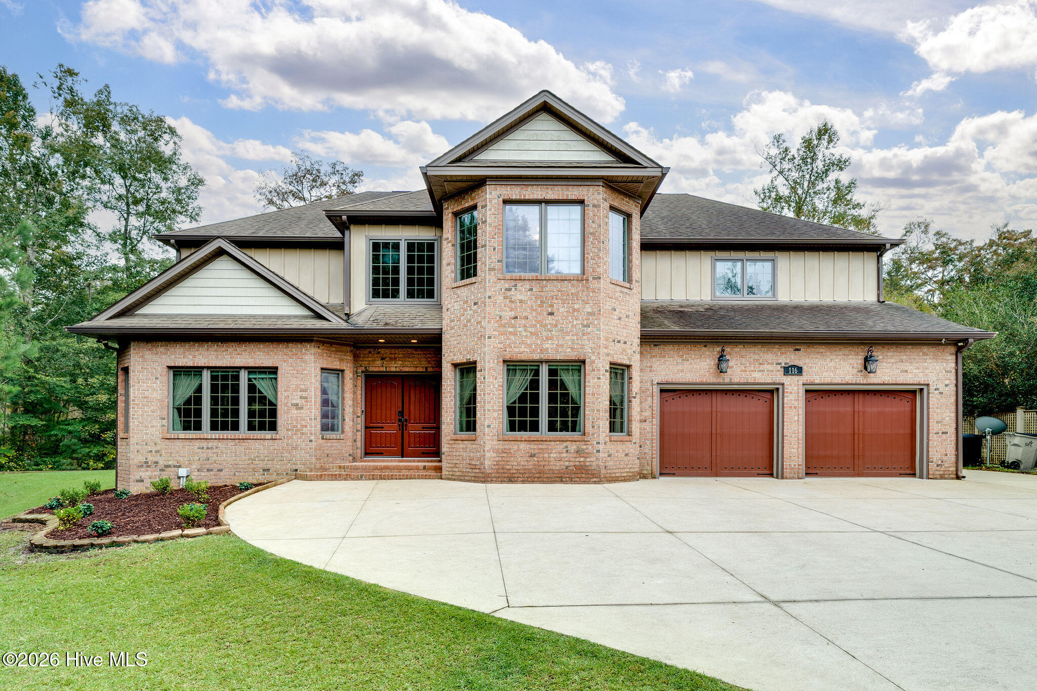 116 Tremayne Drive Property Photo 1