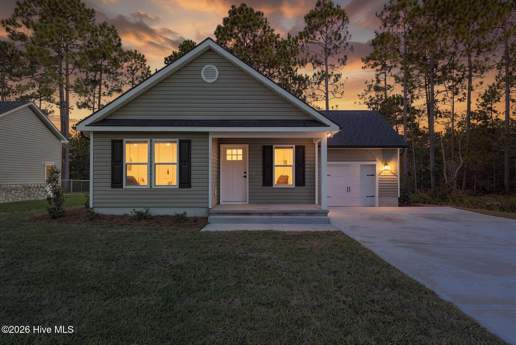 587 Greenmoss Road Property Photo