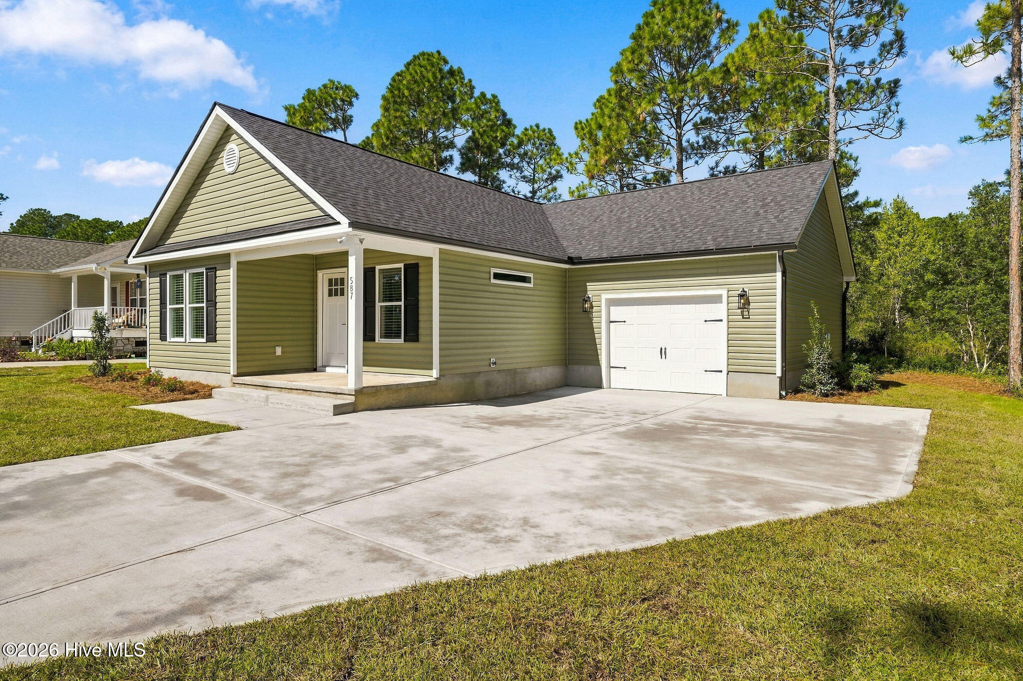 587 Greenmoss Road Property Photo 3
