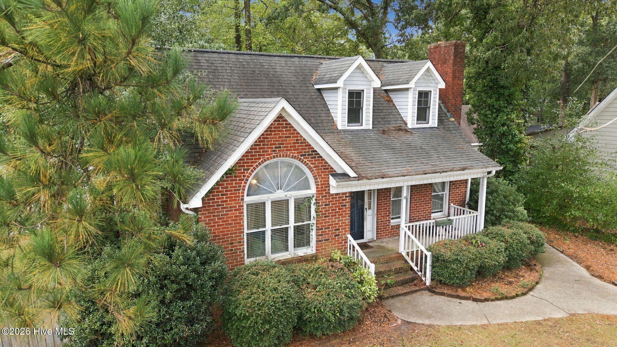 1422 Red Banks Road Property Photo 4