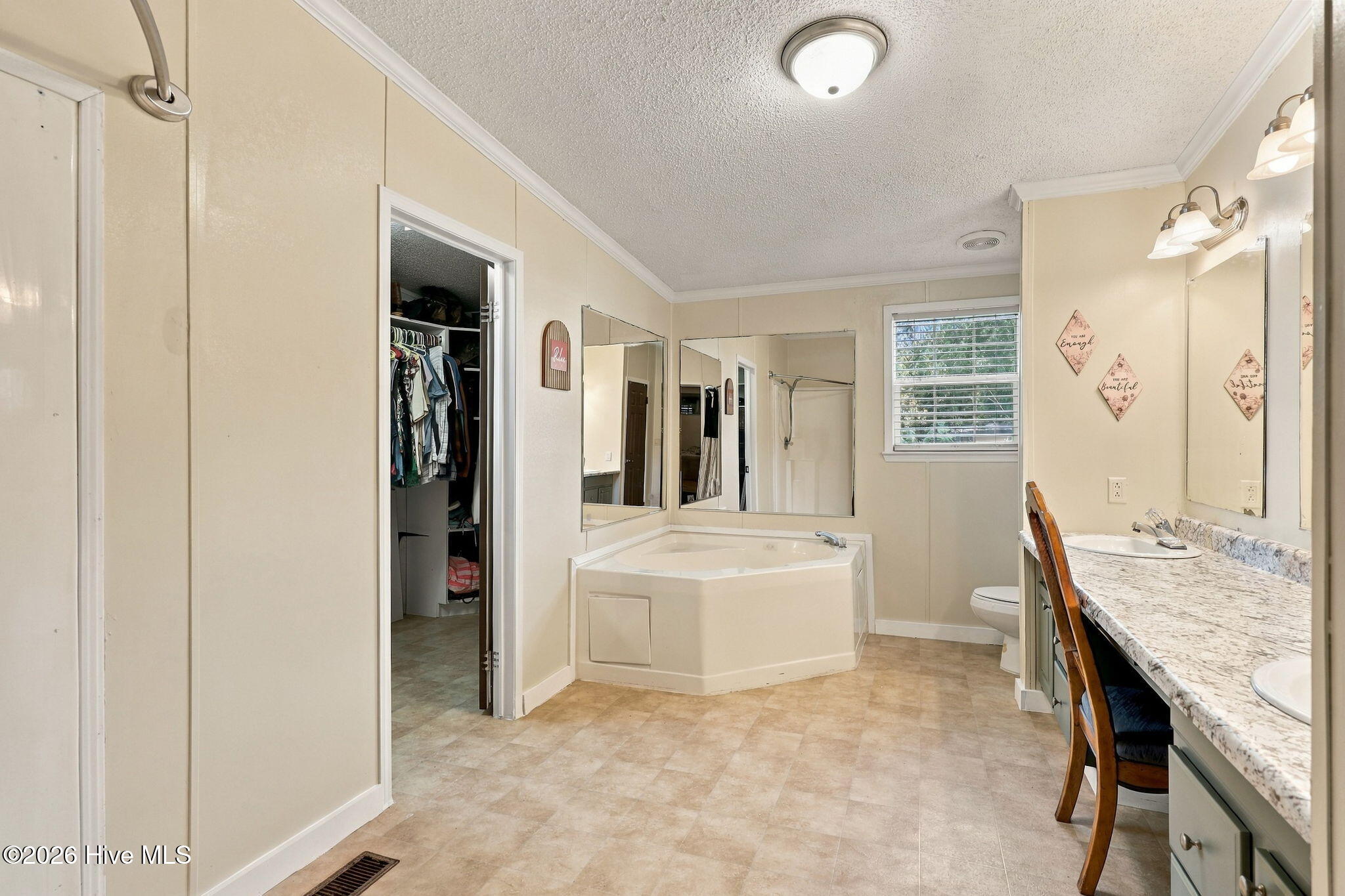 102 Wildcat Court Property Photo 27