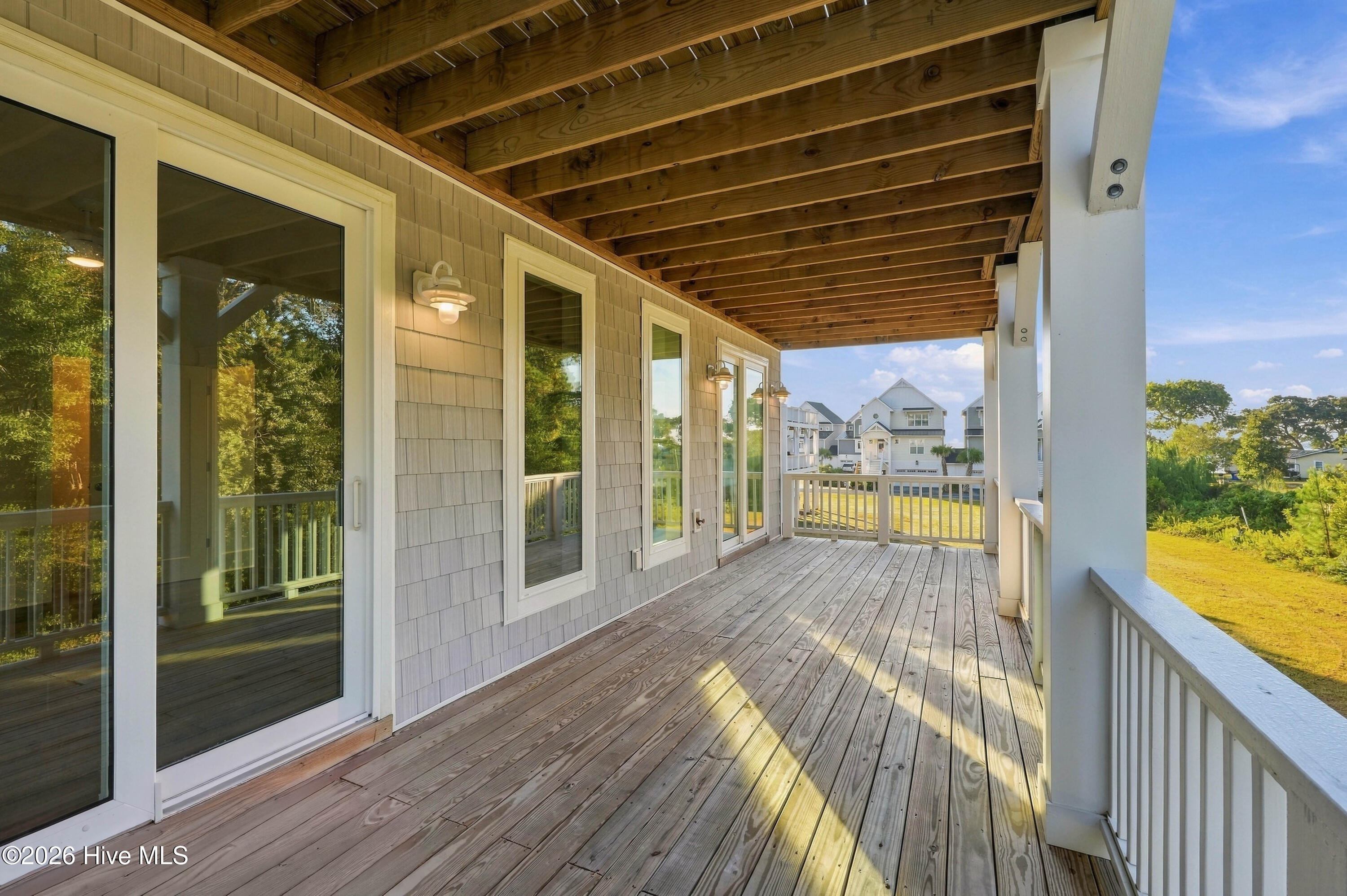 52 Pier View Court Property Photo 32