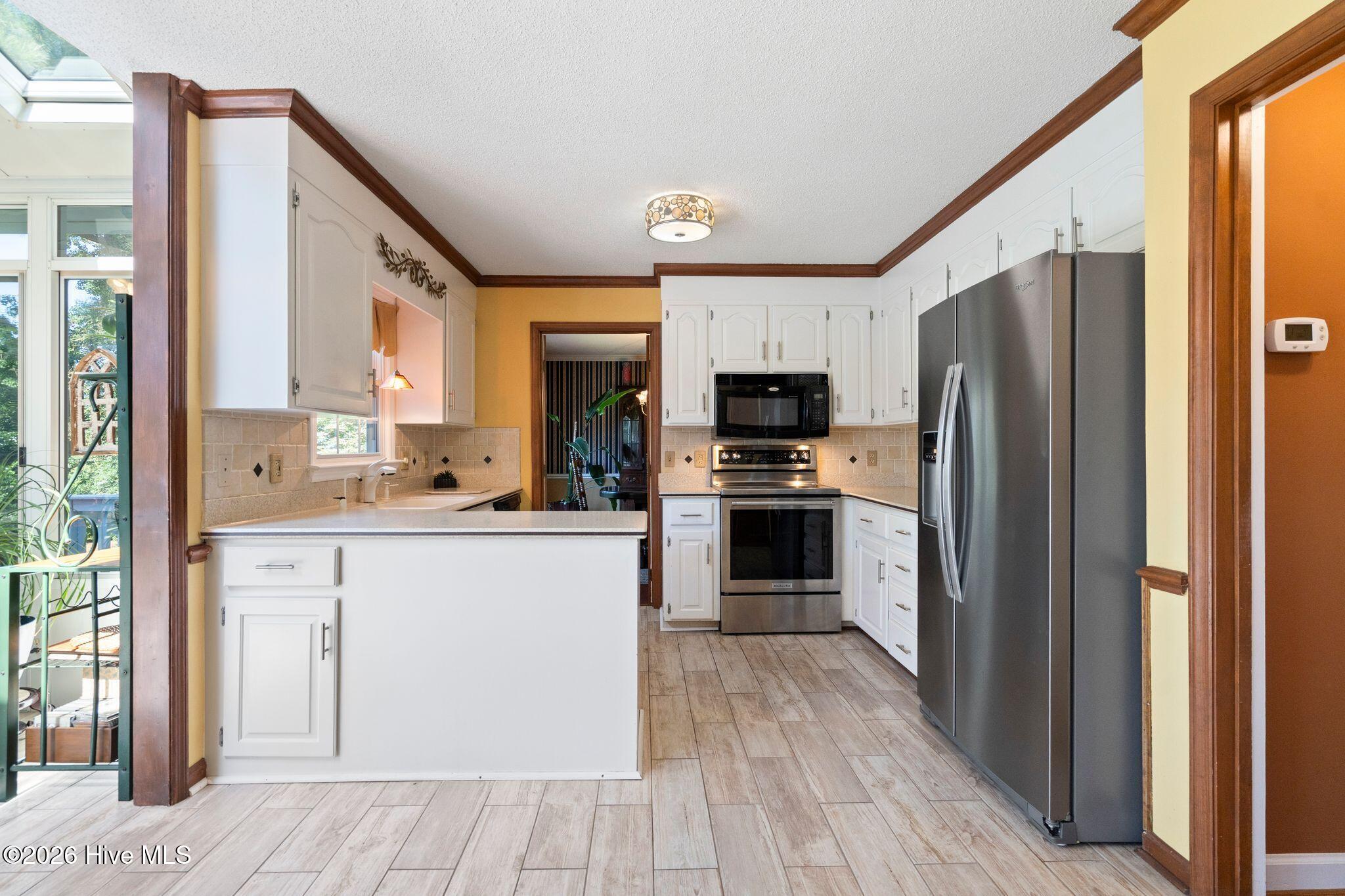 3232 Grey Leaf Drive Property Photo 11
