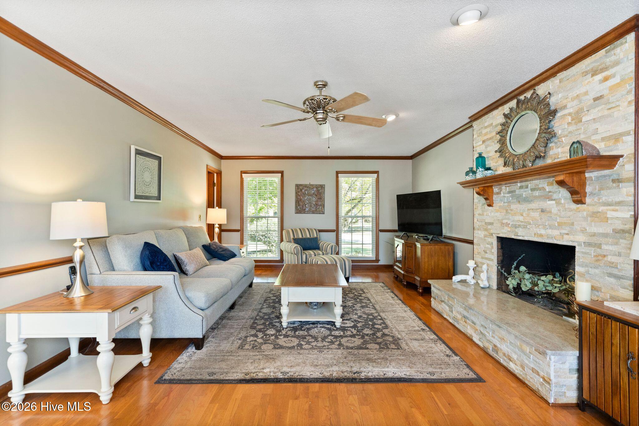 3232 Grey Leaf Drive Property Photo 16