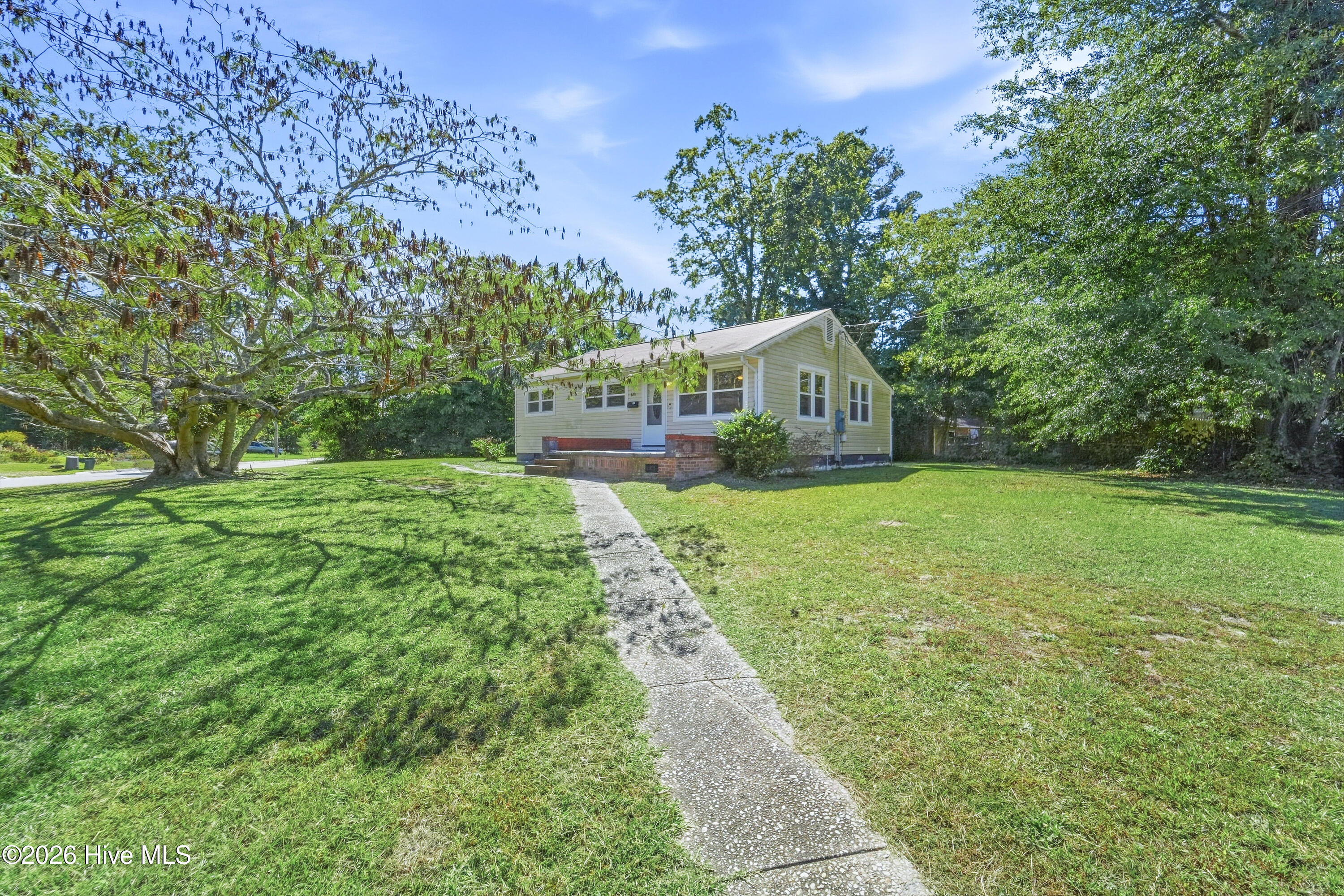 600 New River Drive Property Photo 2