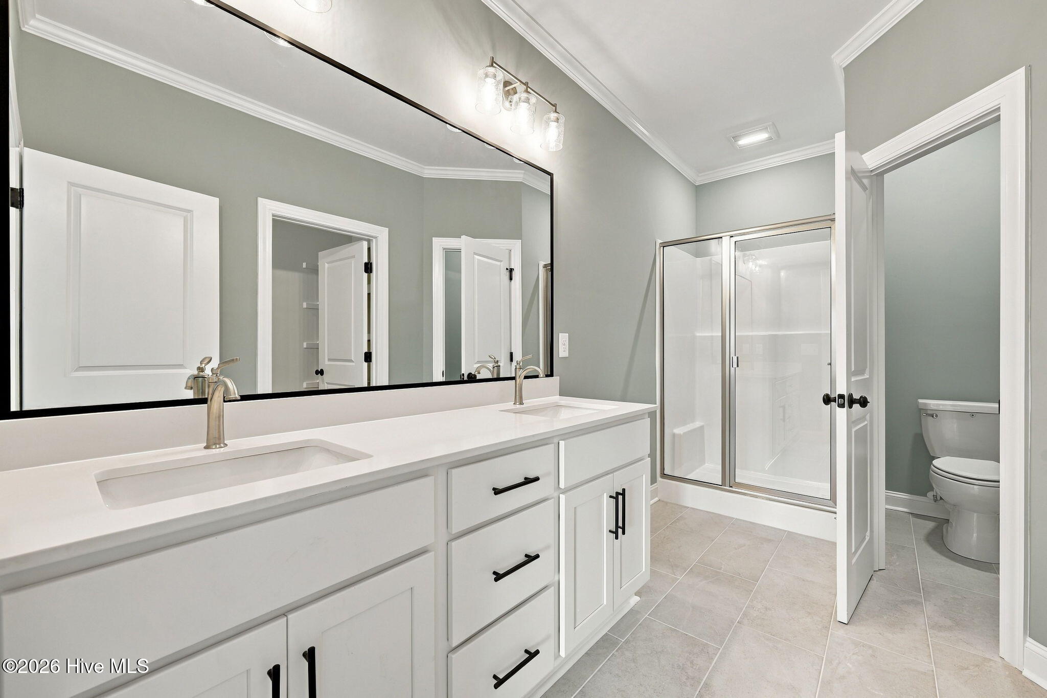 805 Sarah Rebecca Drive A Property Photo 28