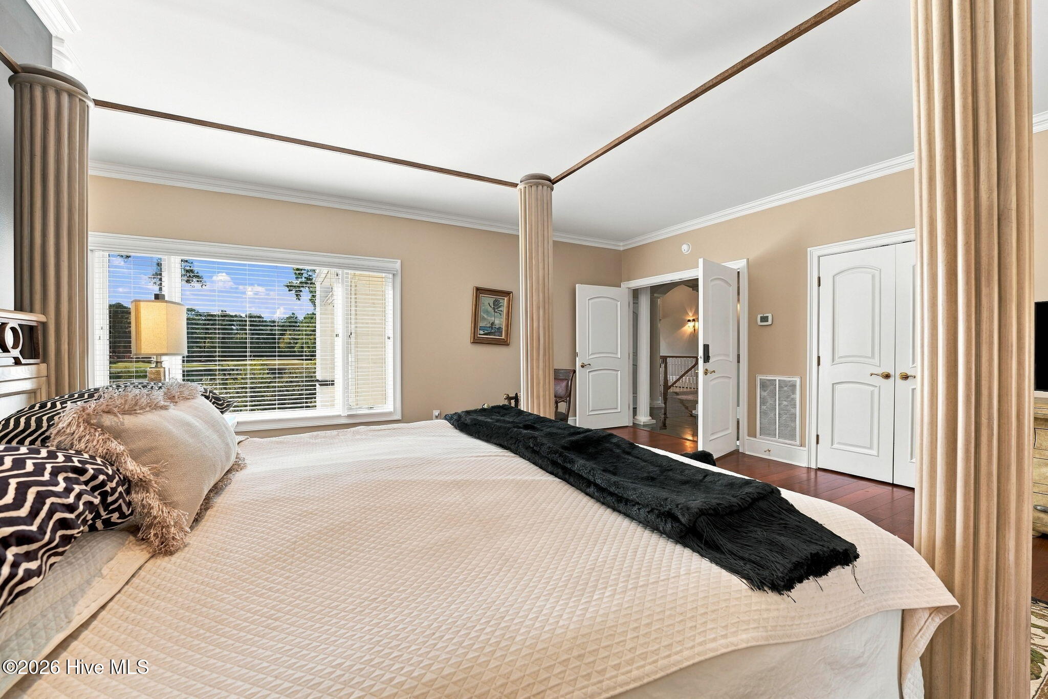 130 Woodenbridge Lane Property Photo 17