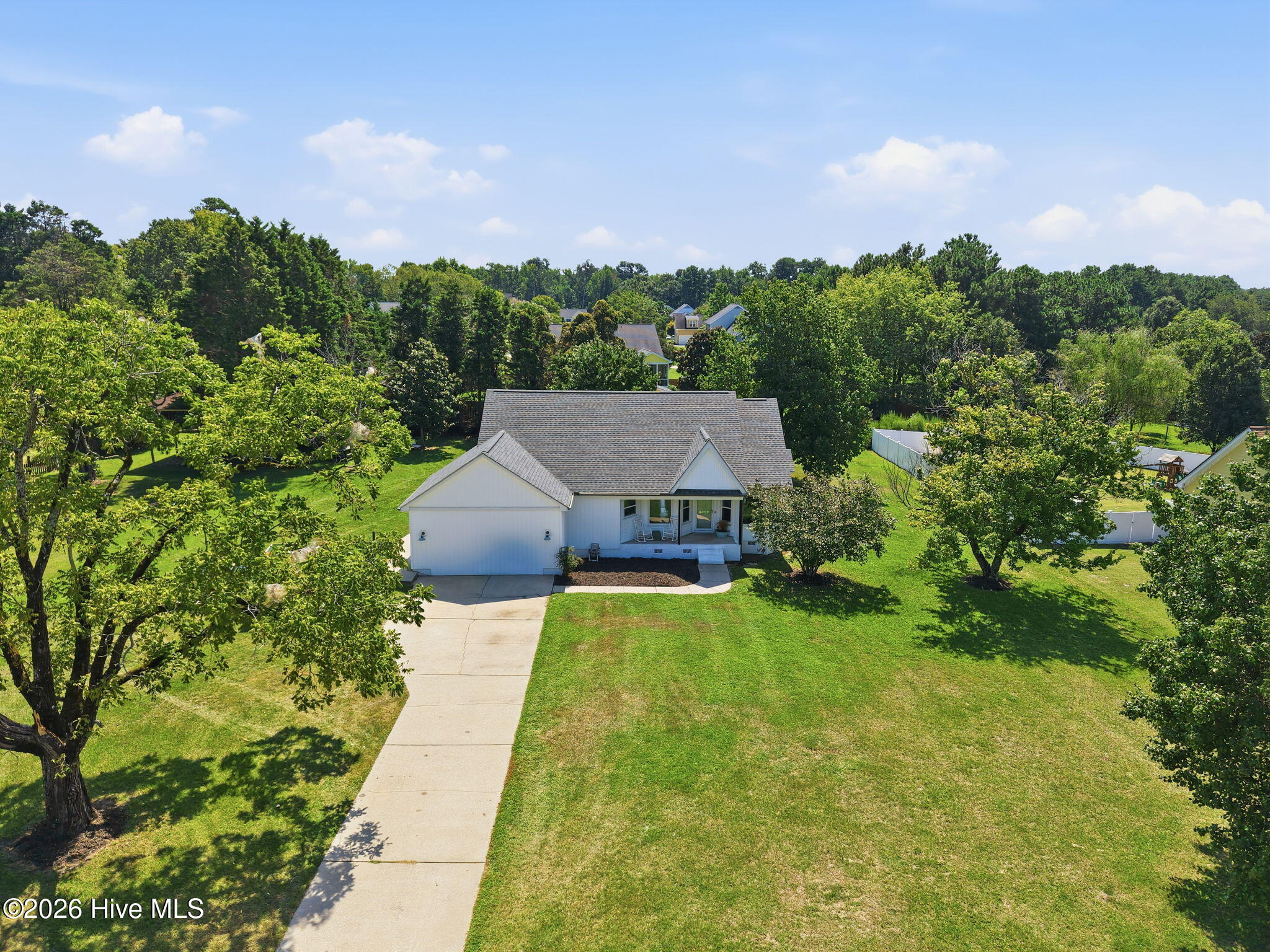 6605 Walnut Cove Drive Property Photo 4