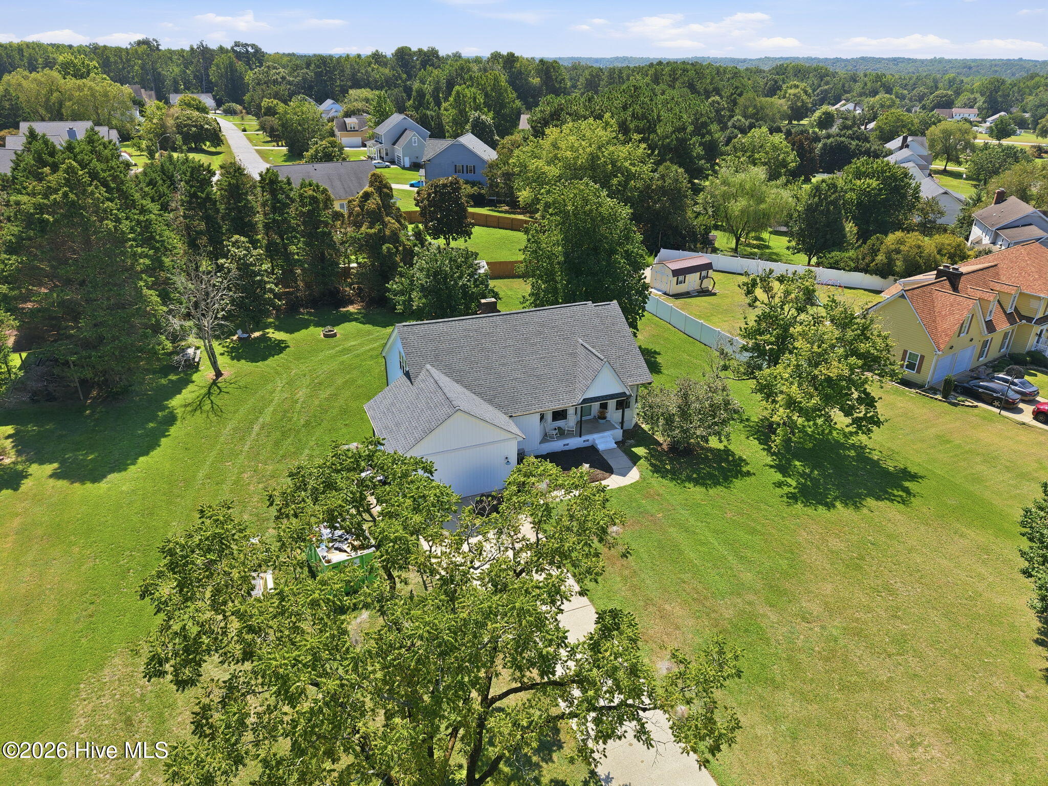 6605 Walnut Cove Drive Property Photo 5