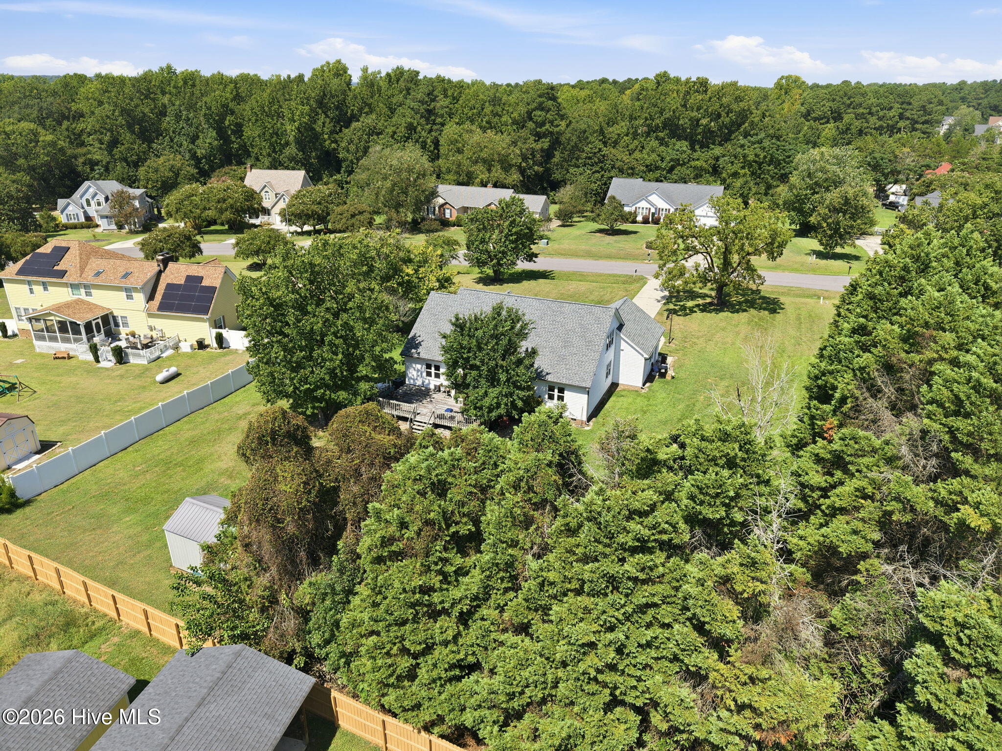 6605 Walnut Cove Drive Property Photo 8