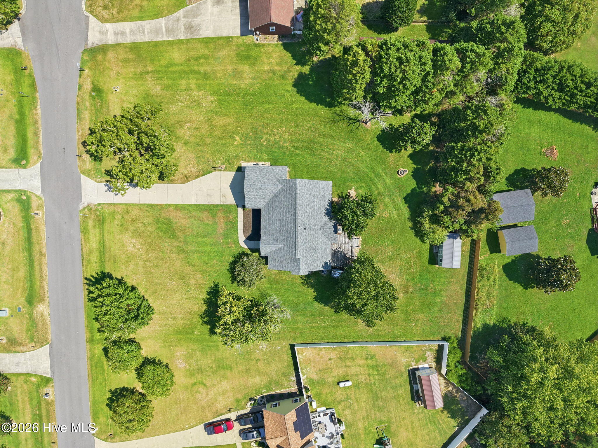 6605 Walnut Cove Drive Property Photo 9