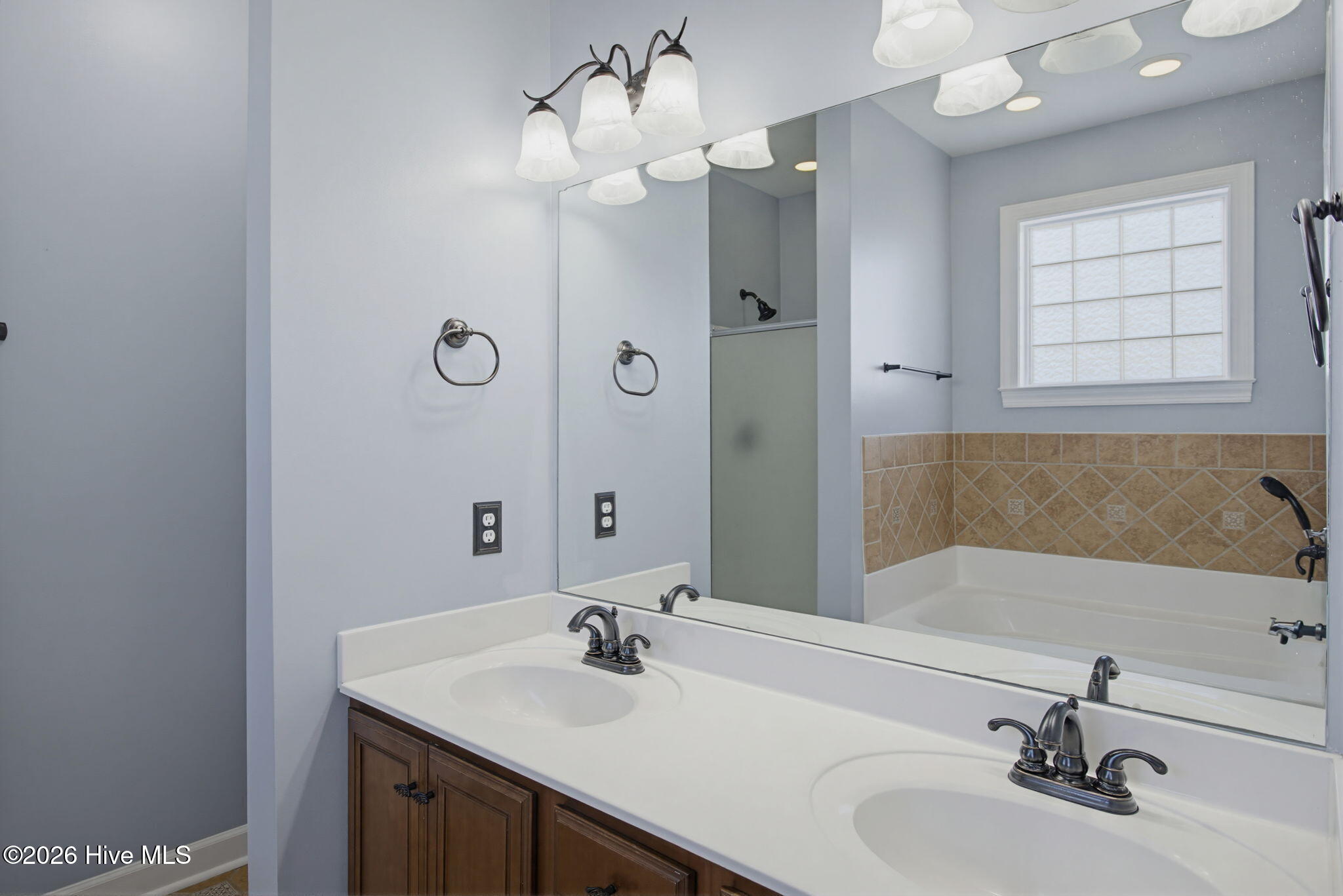 300 Walkens Woods Lane Property Photo 17