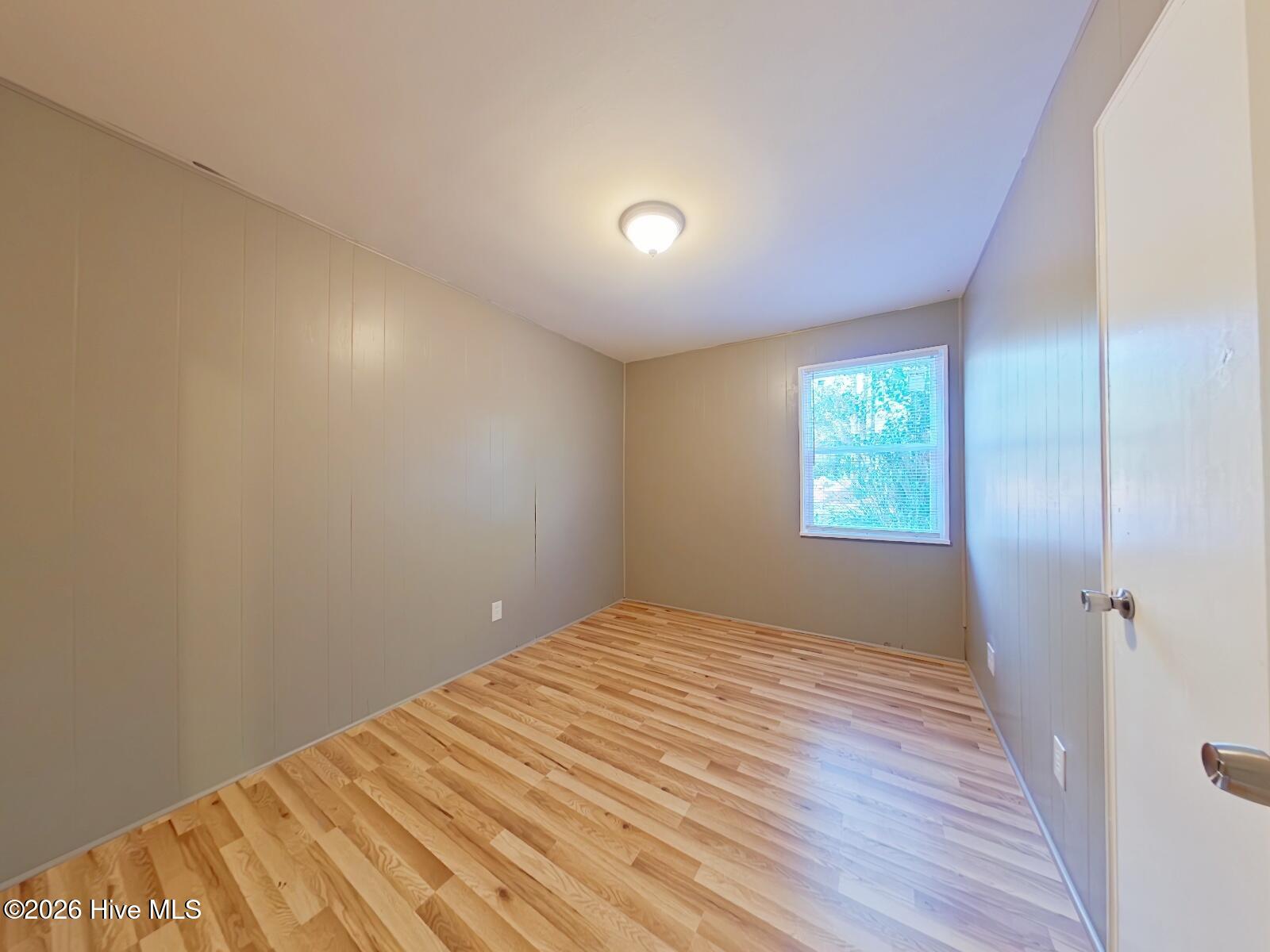 1224 George Street Ne Property Photo 9