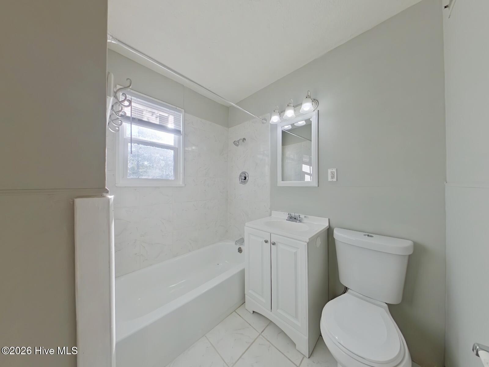 1224 George Street Ne Property Photo 11