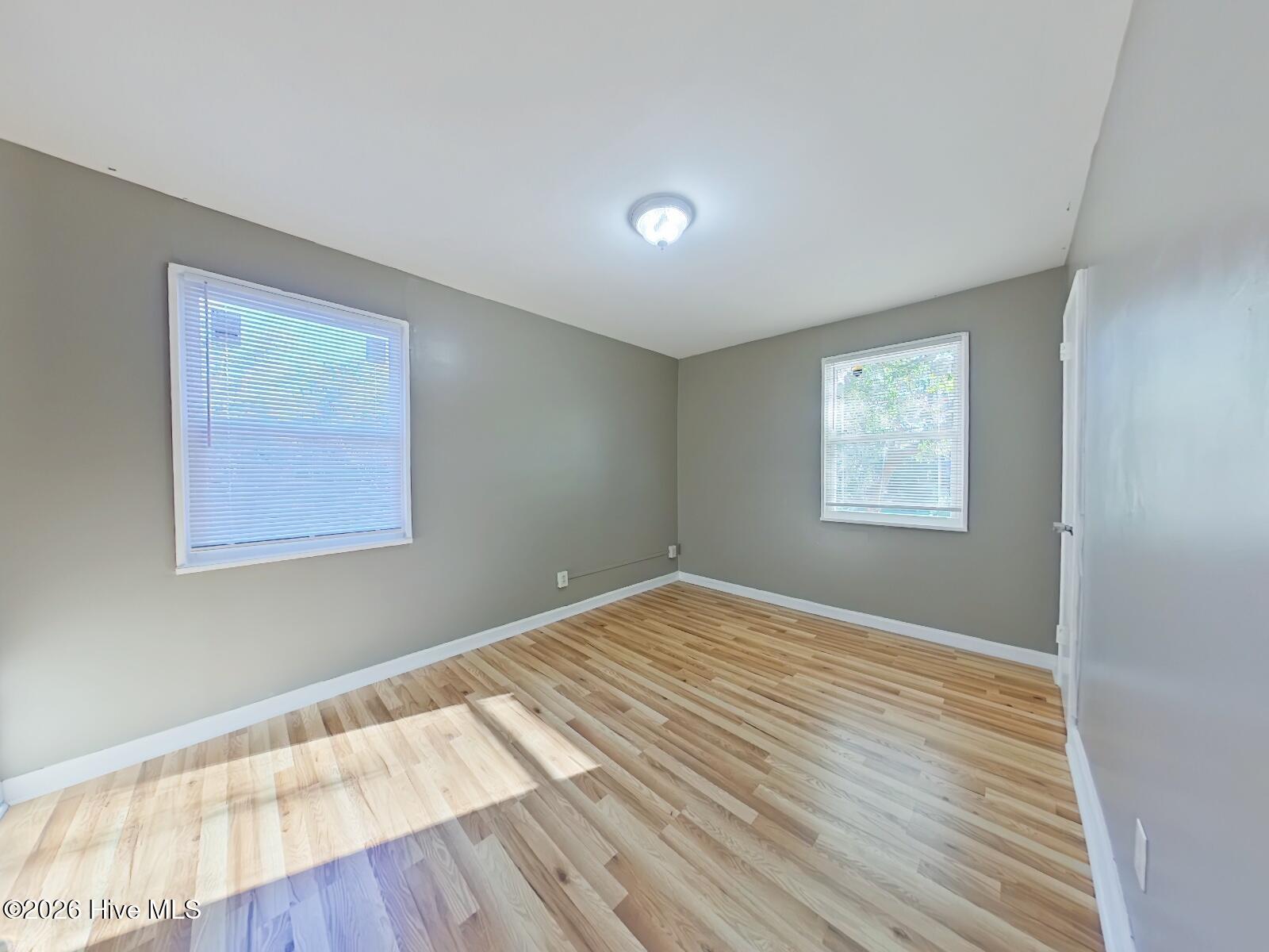 1224 George Street Ne Property Photo 14