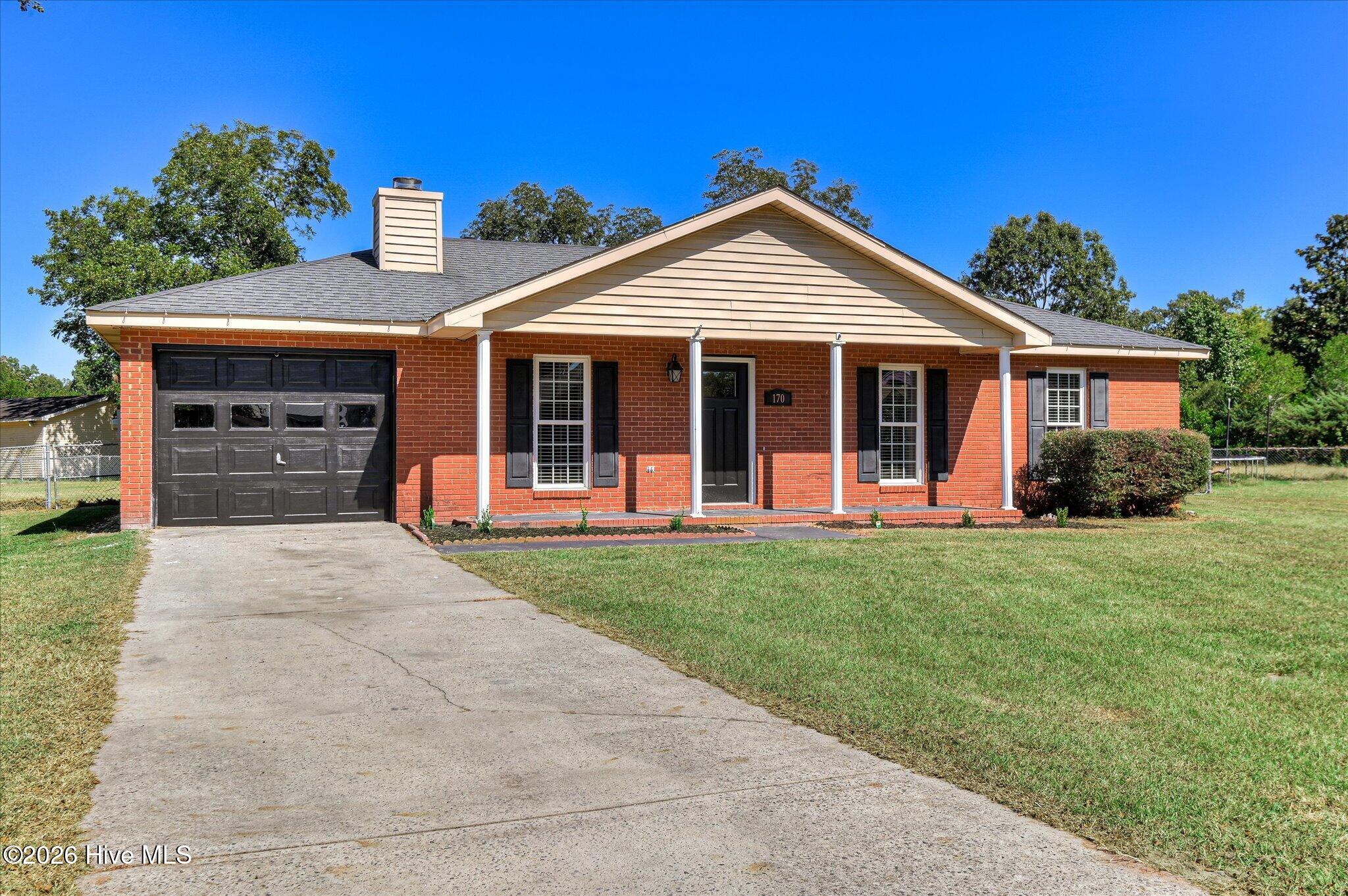 170 Shady Grove Court Property Photo 2