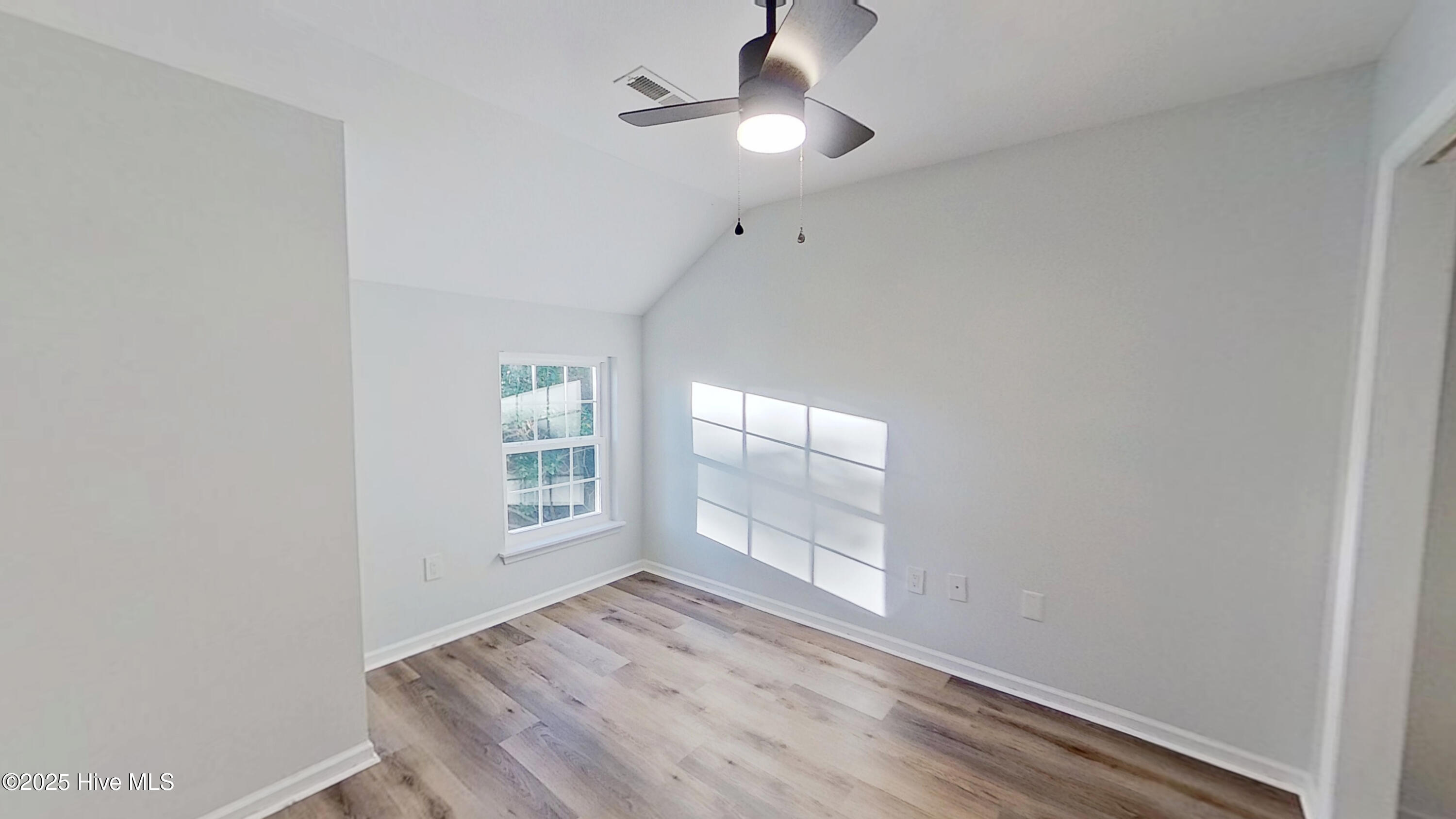 2901 Carthage Drive Property Photo 21