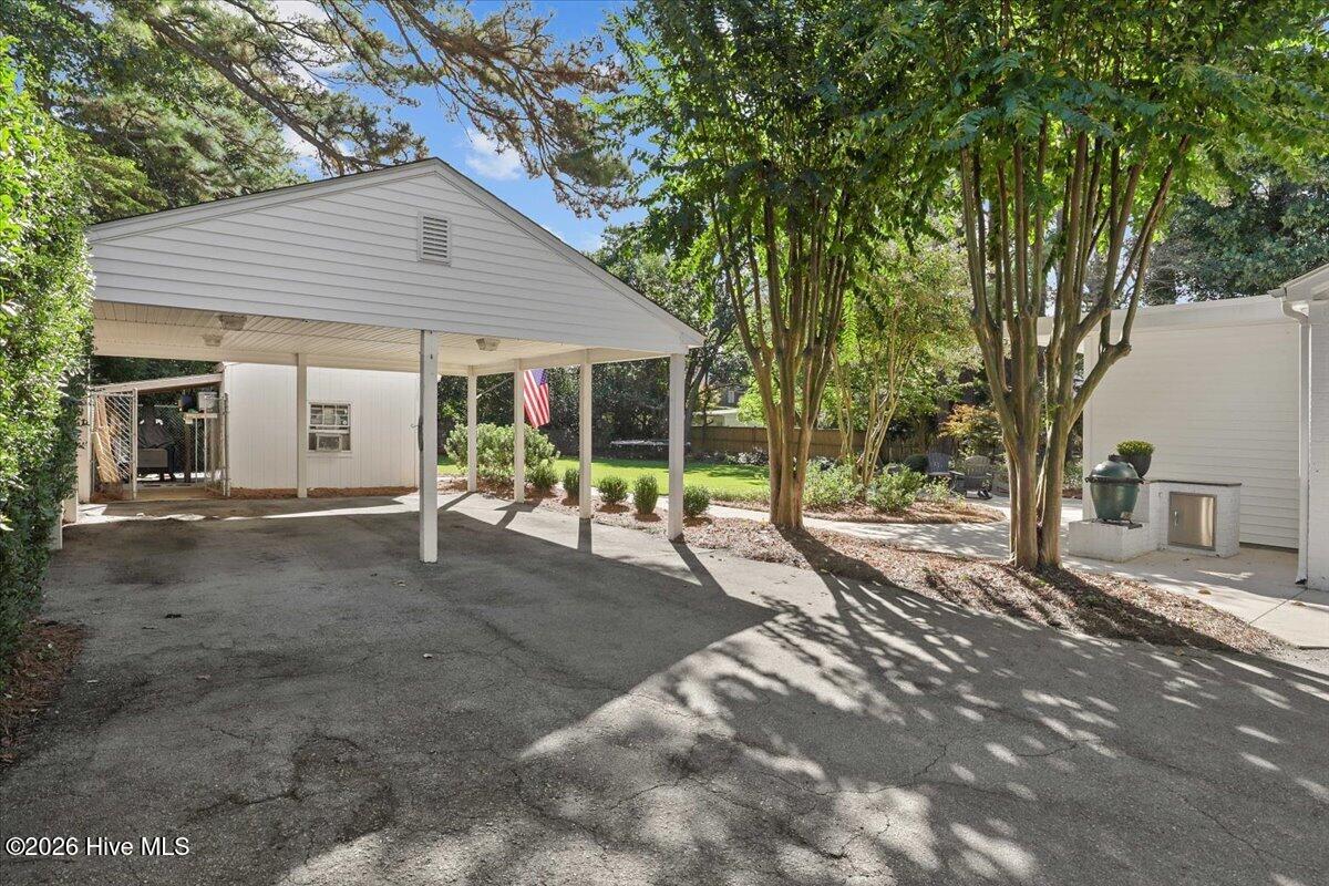 1107 Carey Road Property Photo 14
