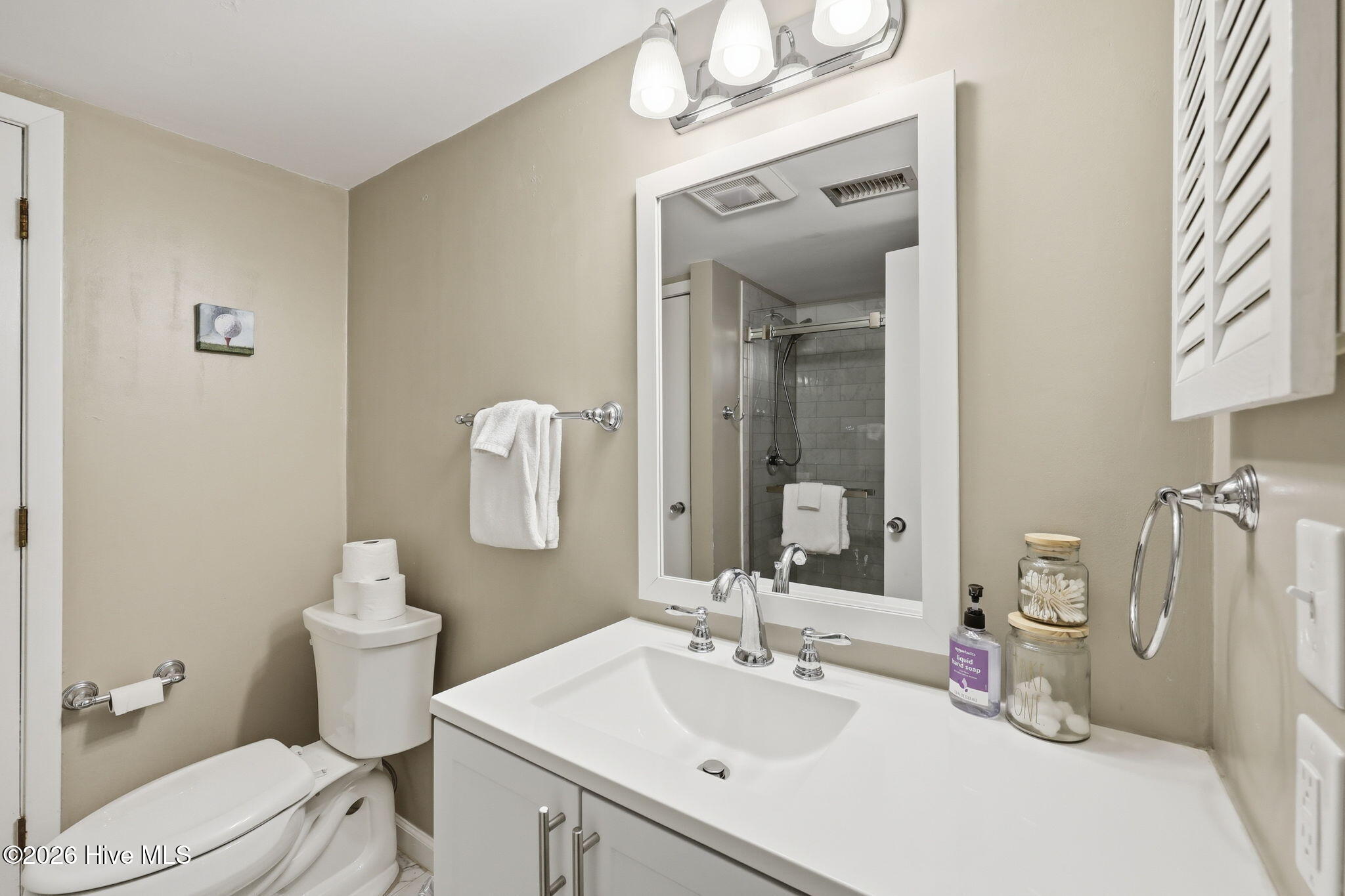 10 Pine Tree Road # 211 Property Photo 6
