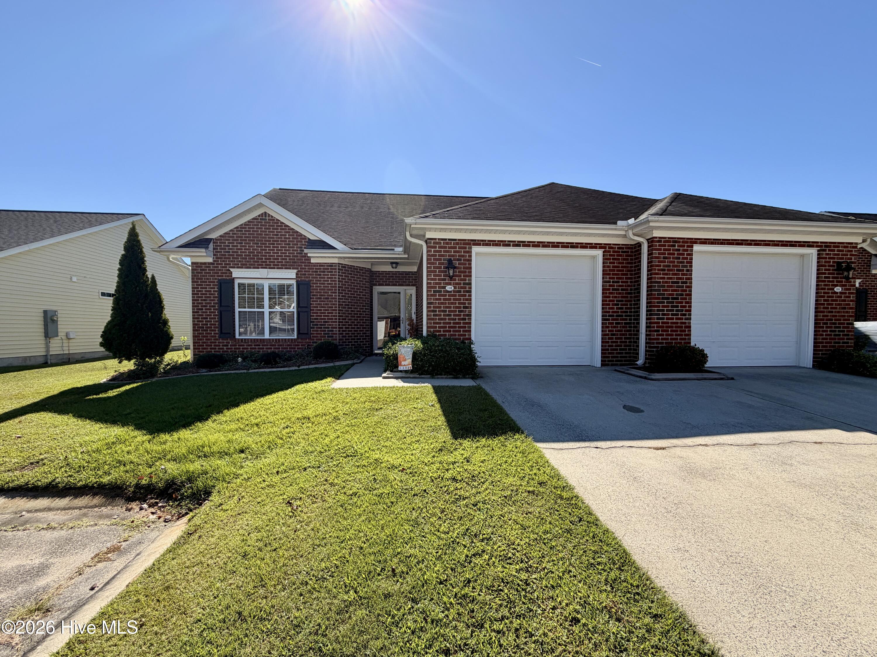 110 Oxford Drive Property Photo 3