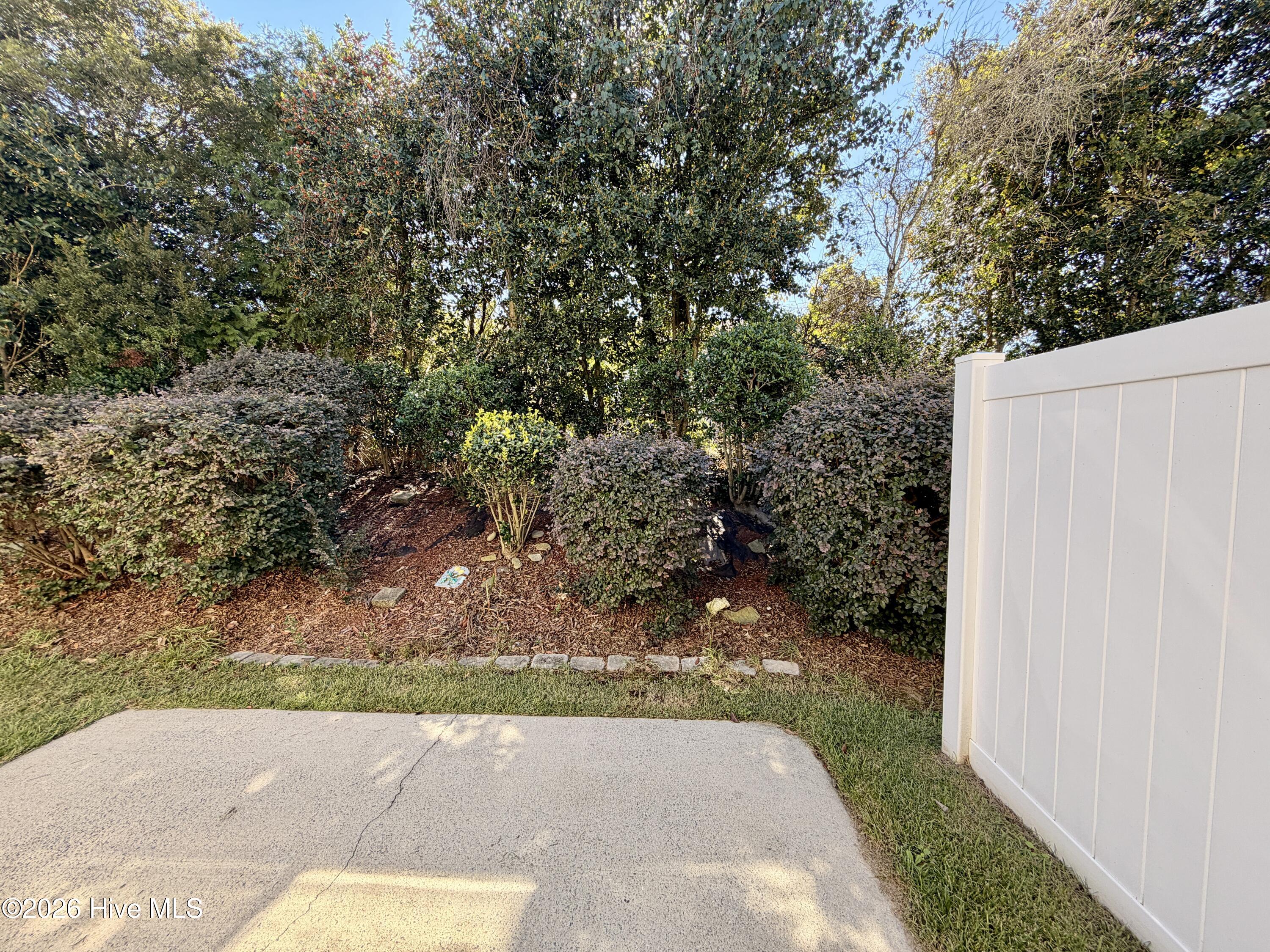 110 Oxford Drive Property Photo 33