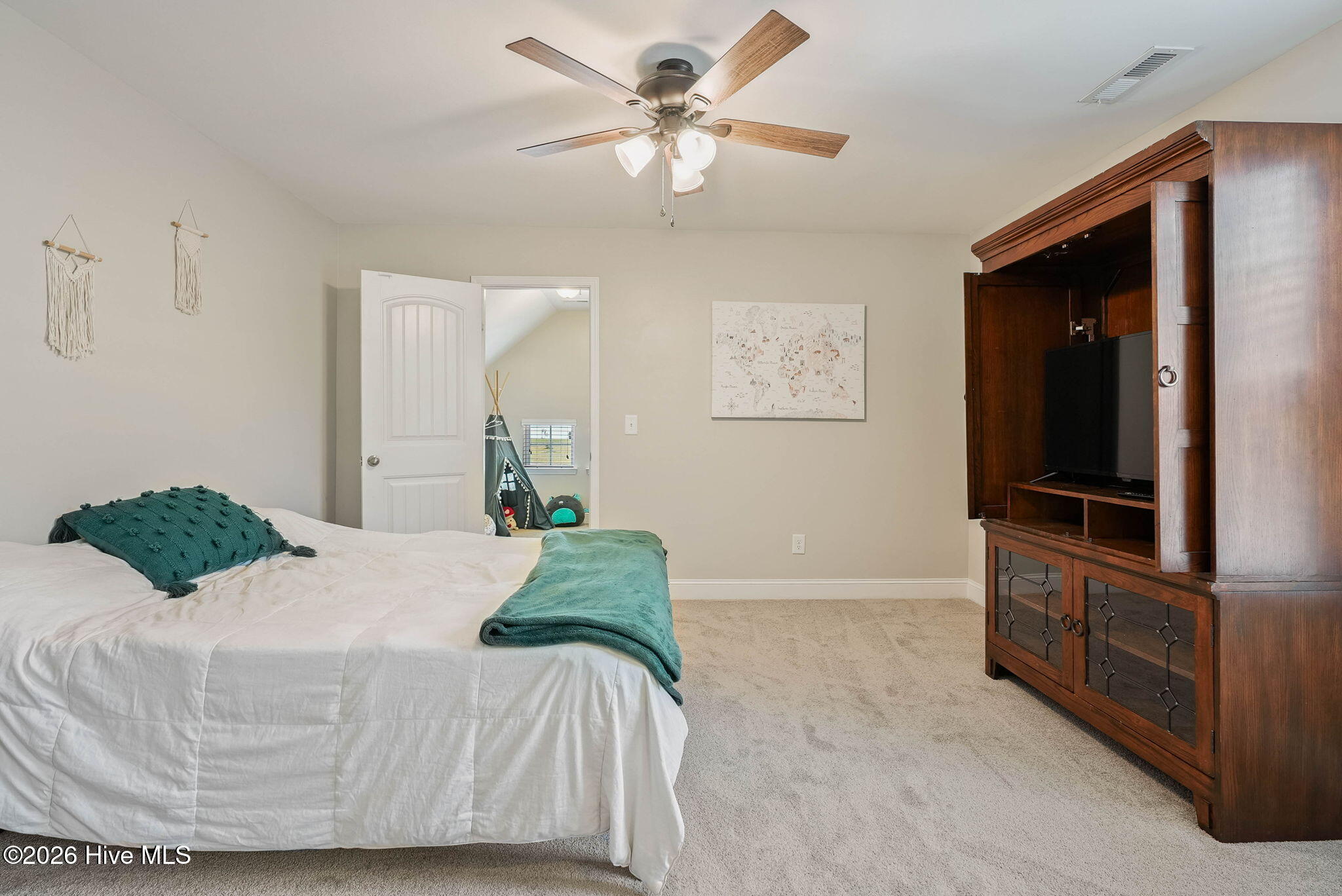 257 Farmhouse Lane Property Photo 22