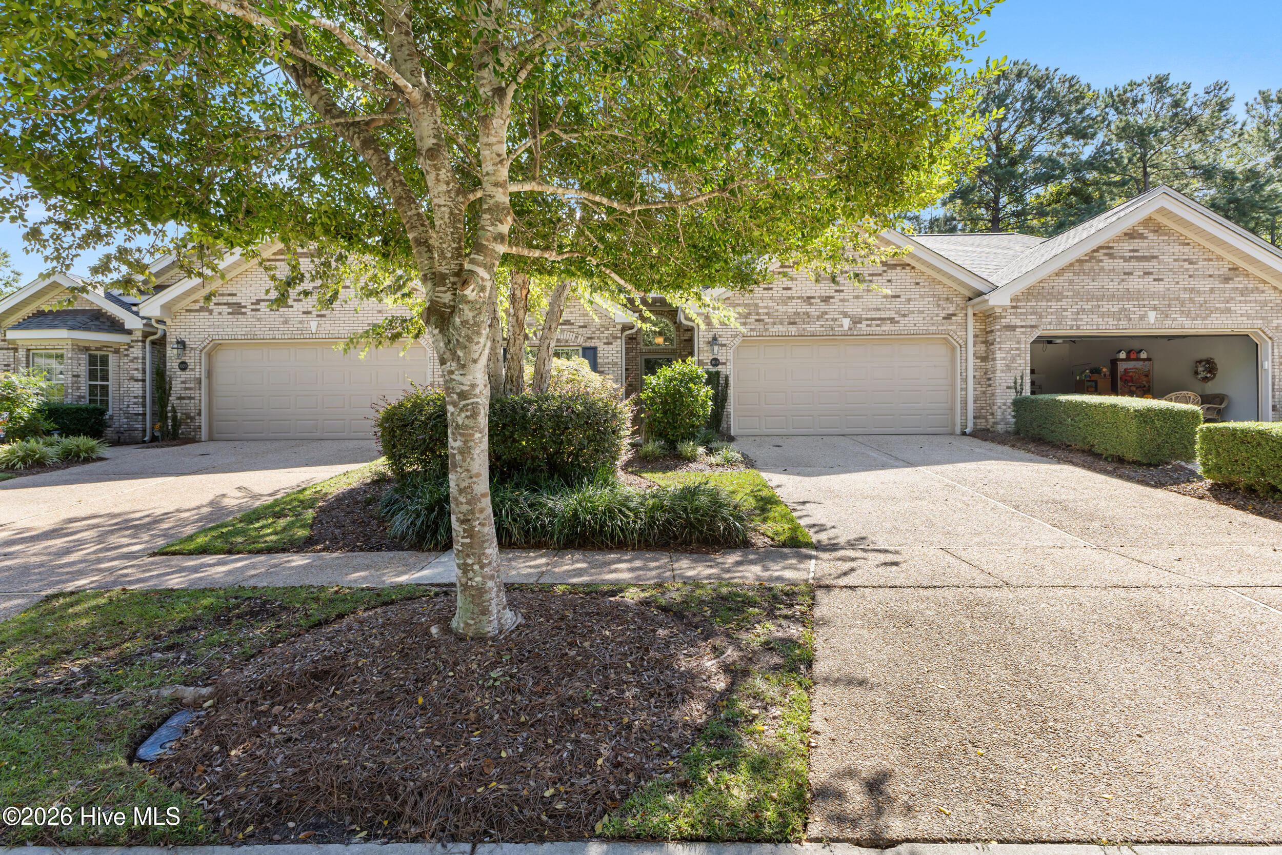 1018 Groppo Cove Property Photo 6