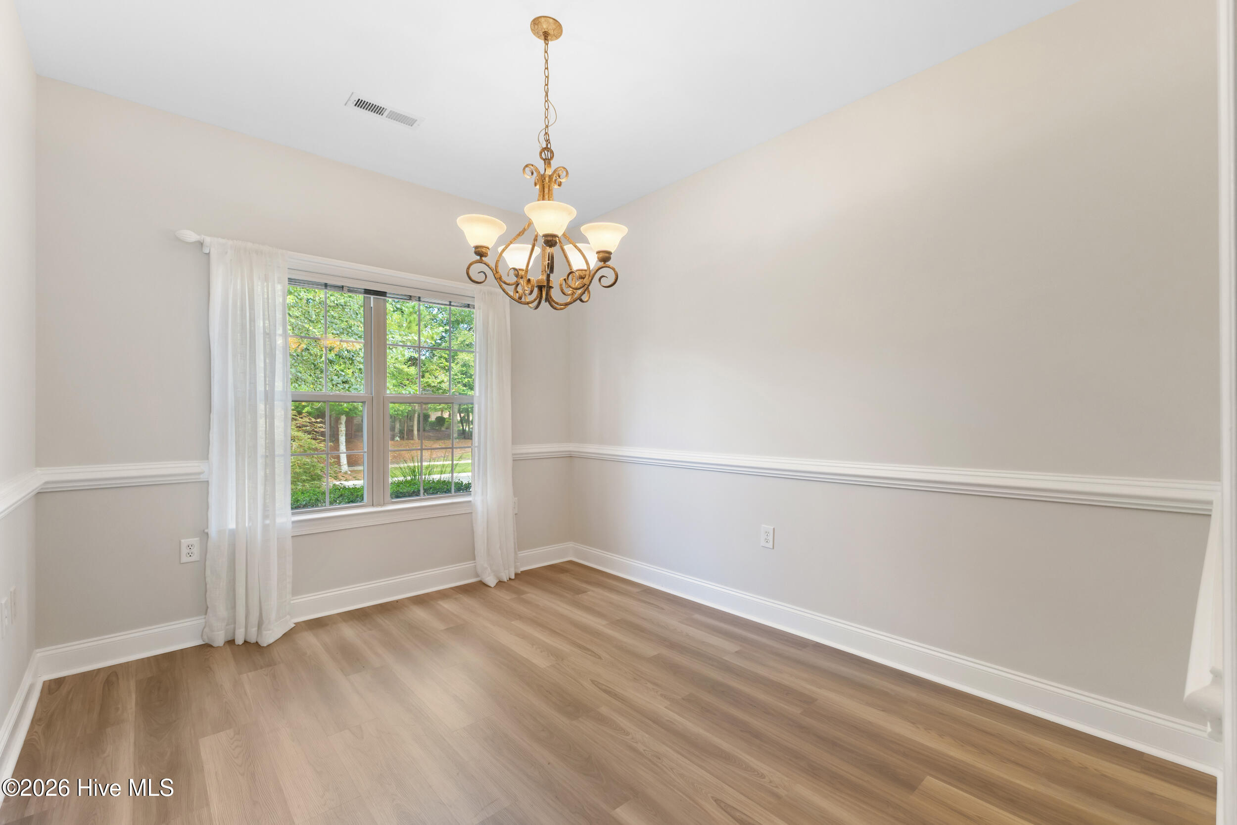 1018 Groppo Cove Property Photo 16