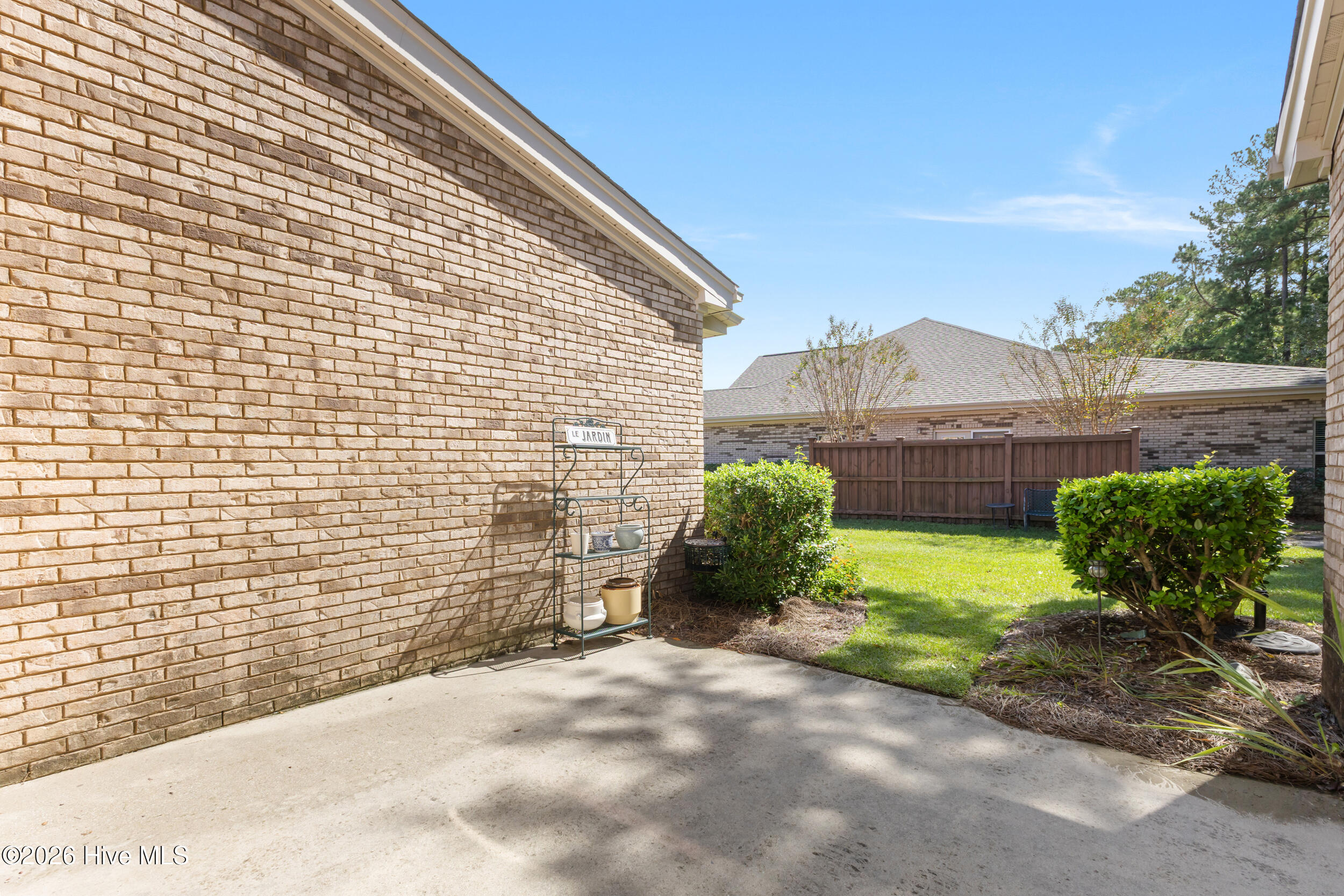 1018 Groppo Cove Property Photo 29