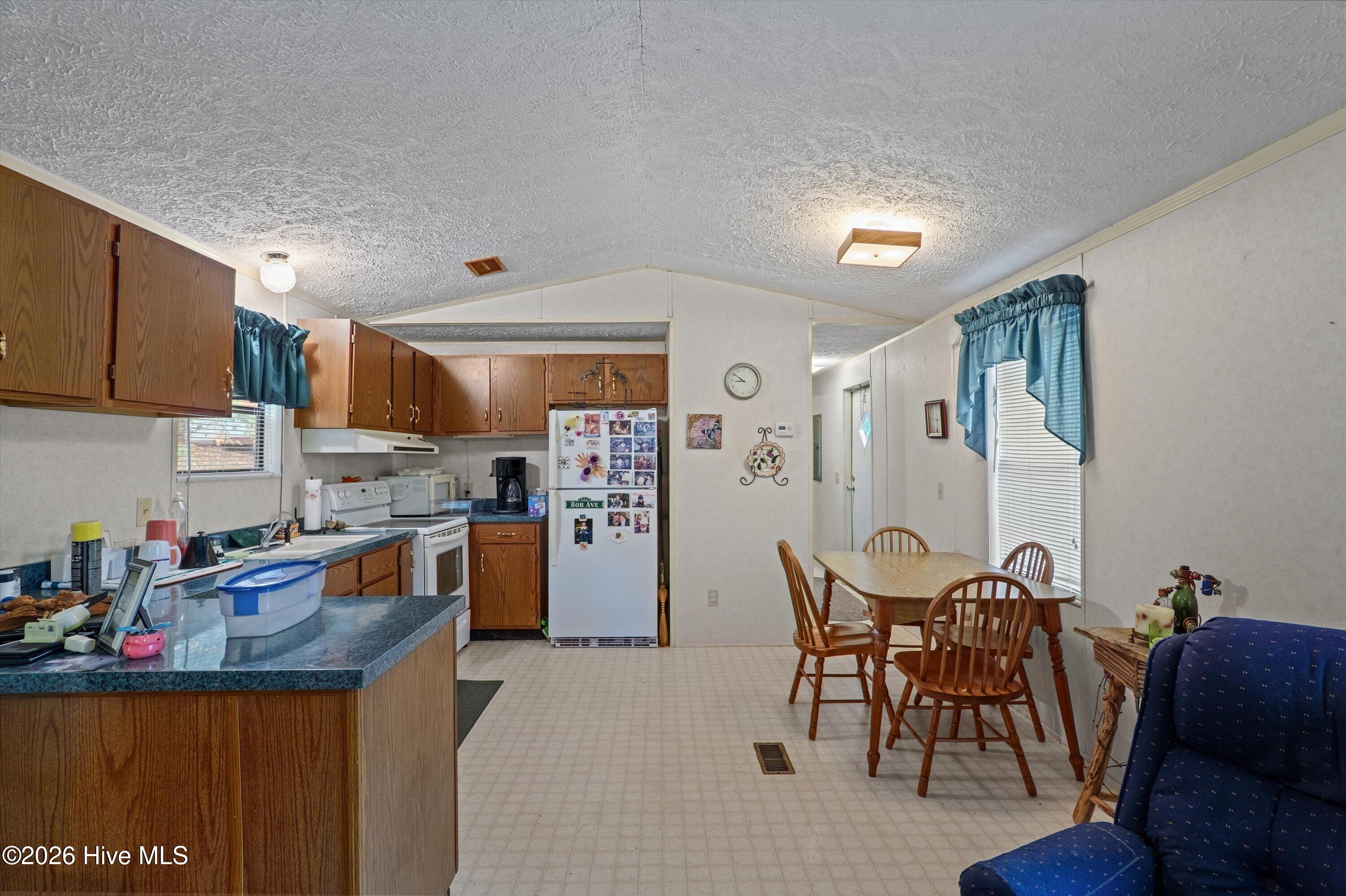 135 Hood Drive Property Photo 11