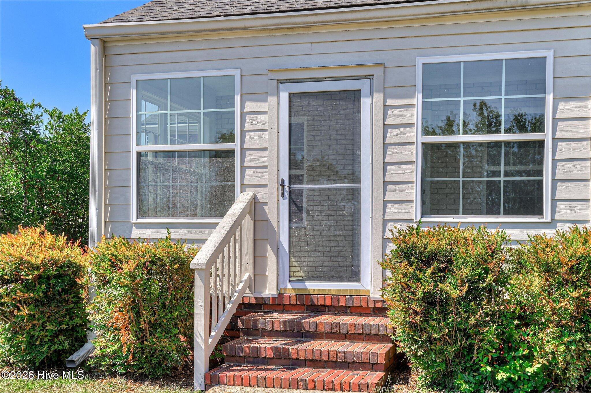 1004 Redbird Road Property Photo 4