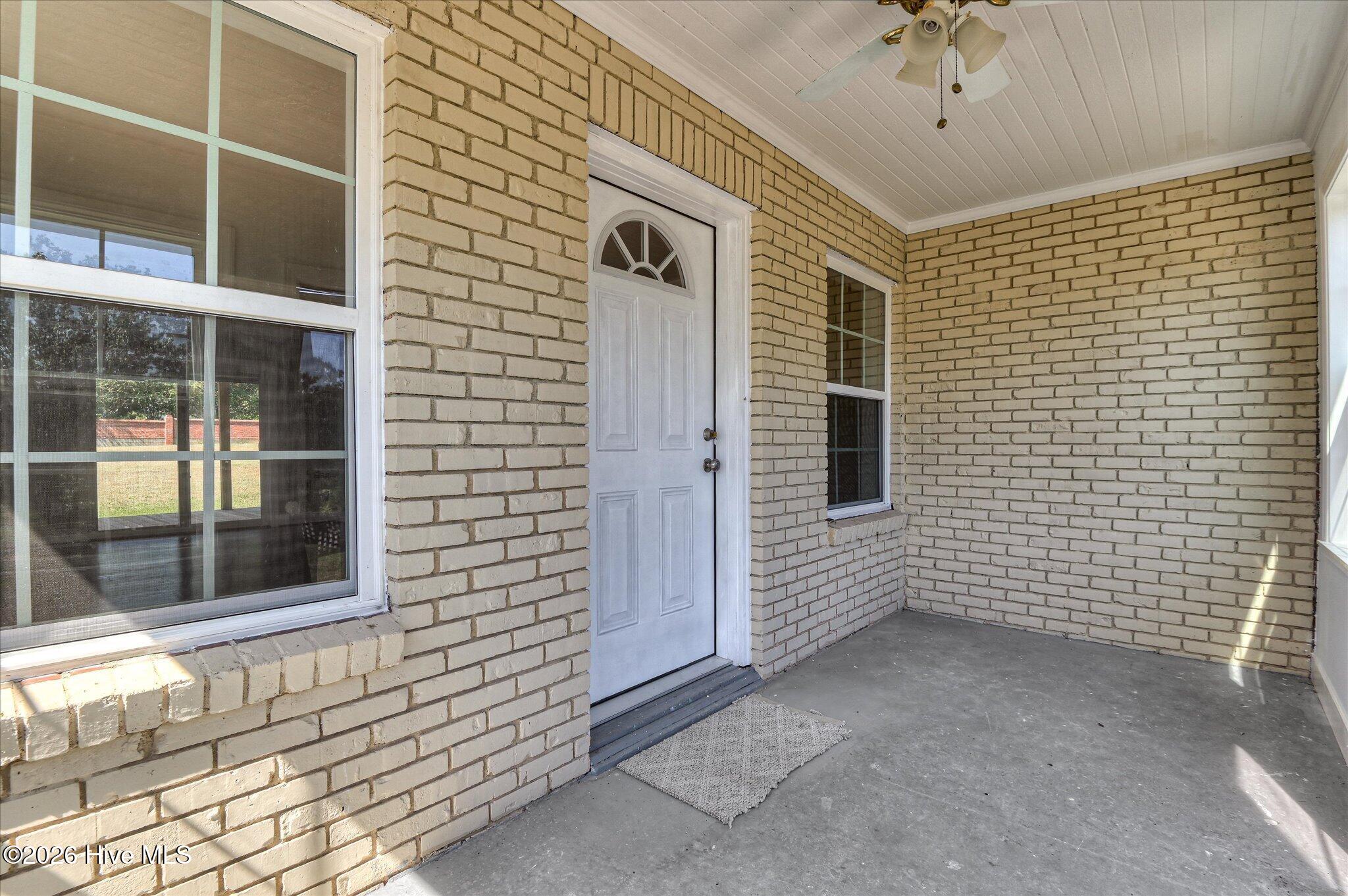 1004 Redbird Road Property Photo 6