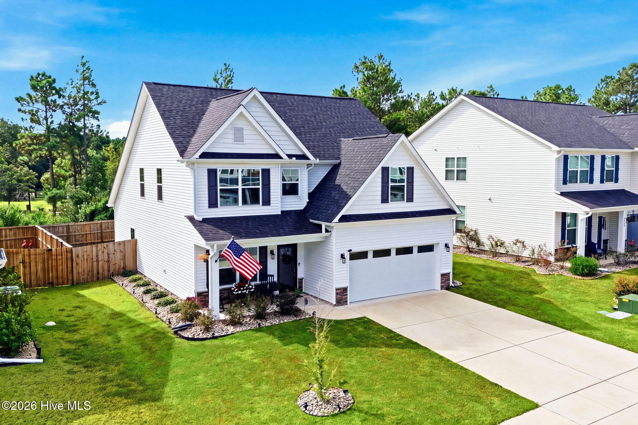 2602 Longleaf Pine Circle Property Photo 4