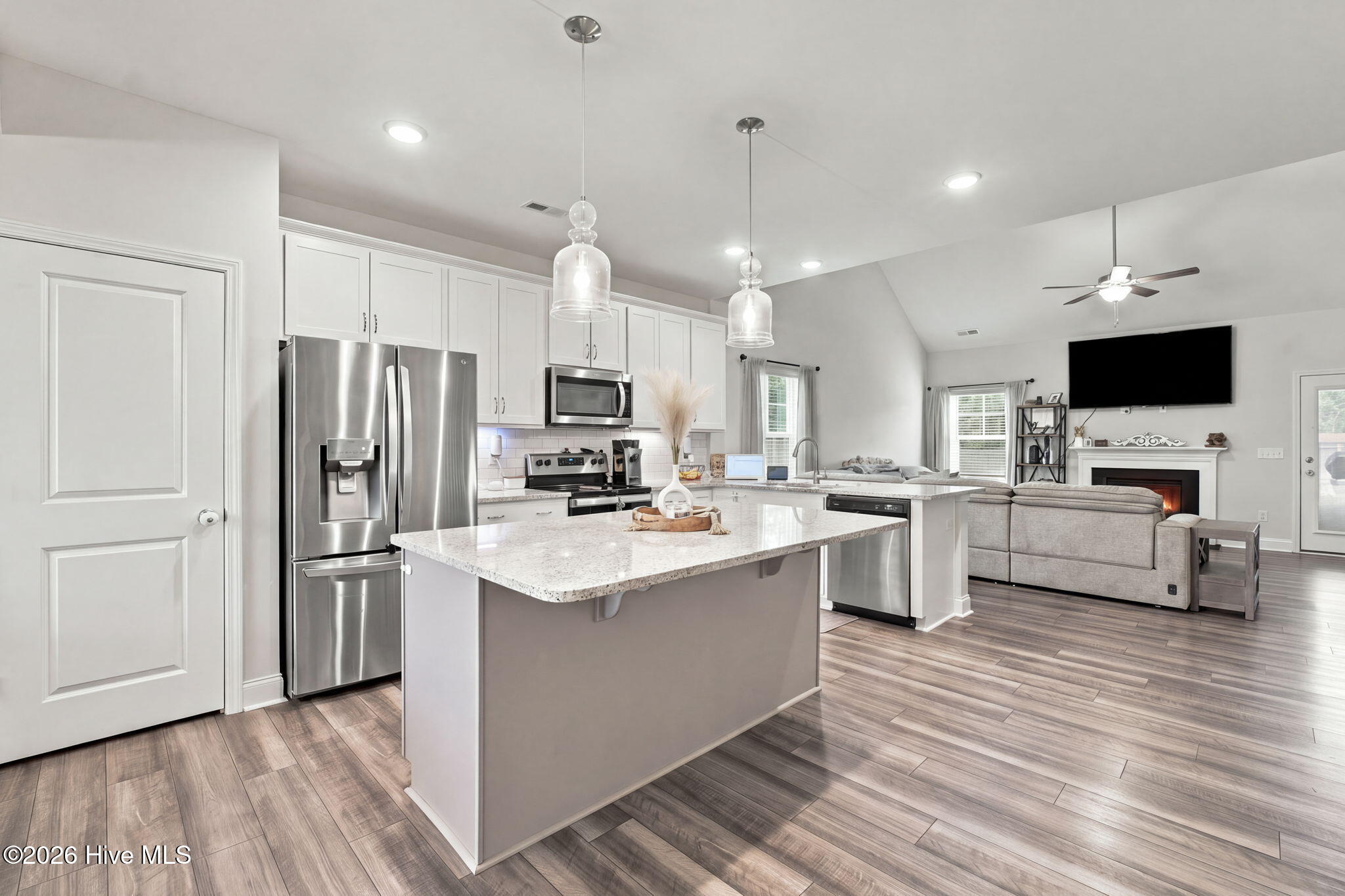 2602 Longleaf Pine Circle Property Photo 13