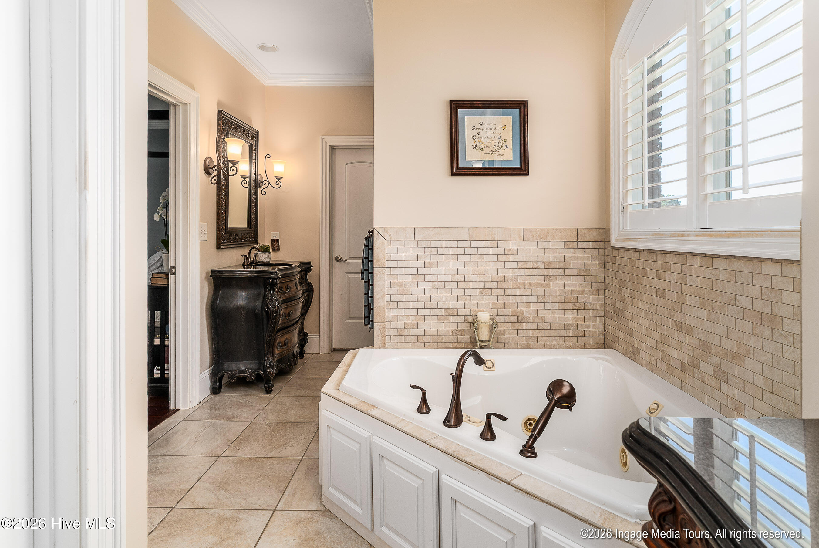 8607 Clearwater Drive Property Photo 32