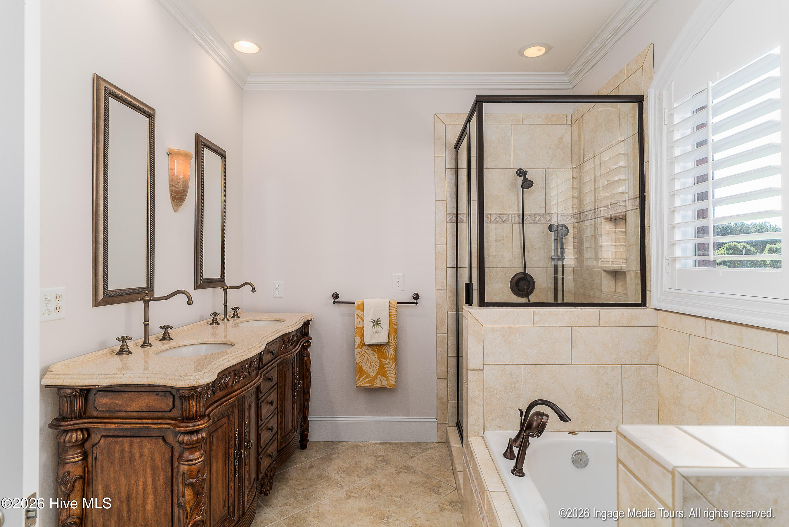 8607 Clearwater Drive Property Photo 34