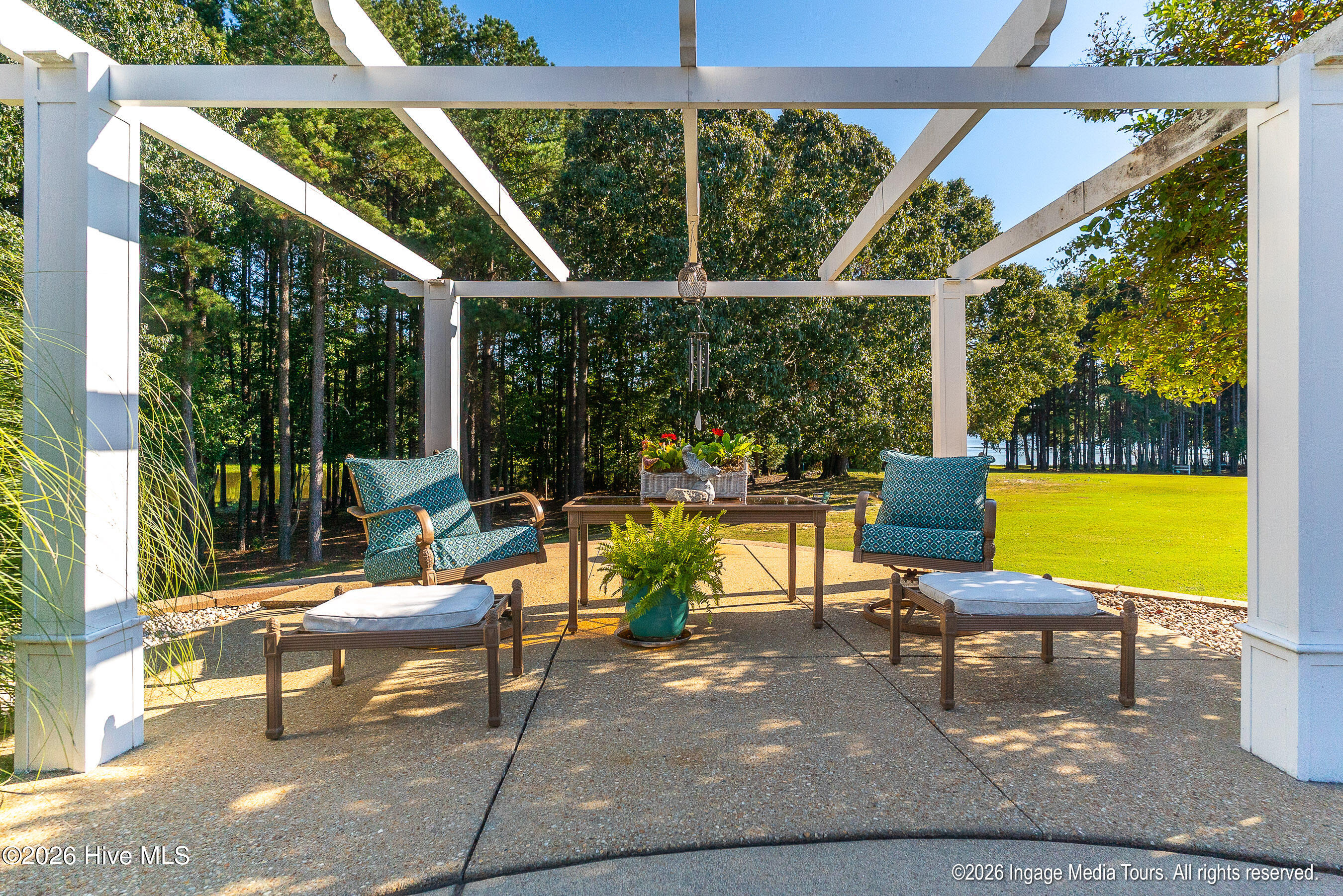 8607 Clearwater Drive Property Photo 52