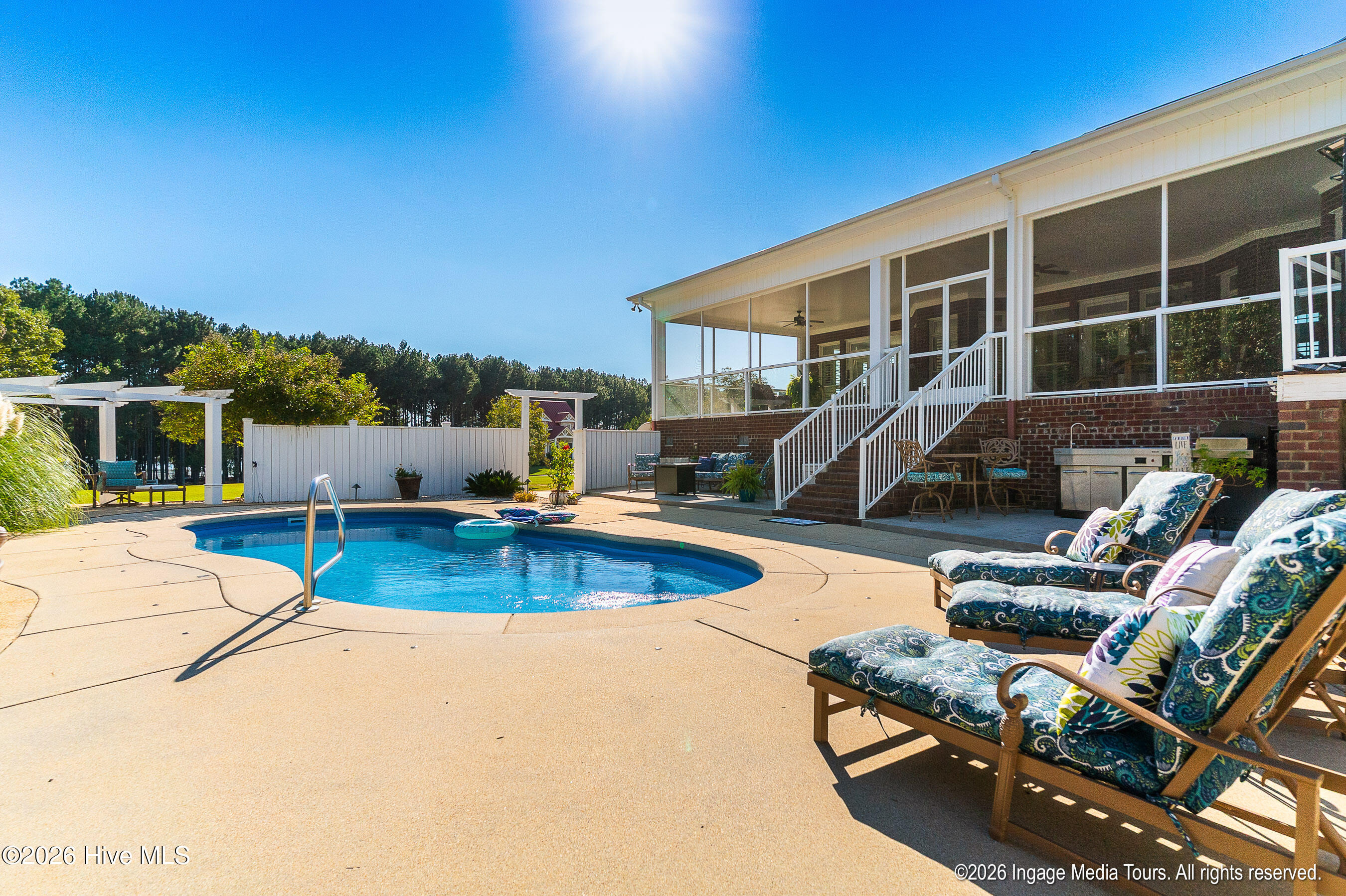 8607 Clearwater Drive Property Photo 53