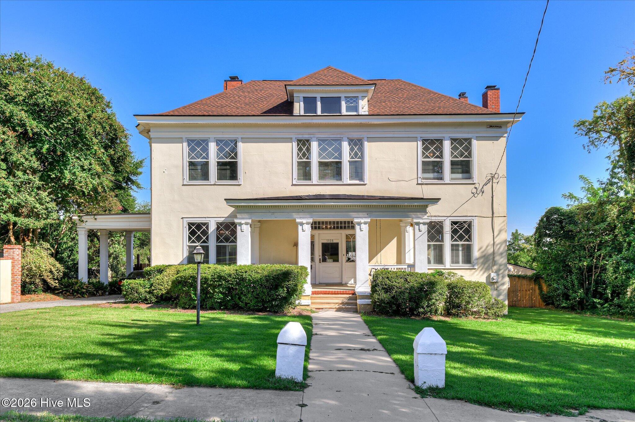 1108 Hickman Road Property Photo 1