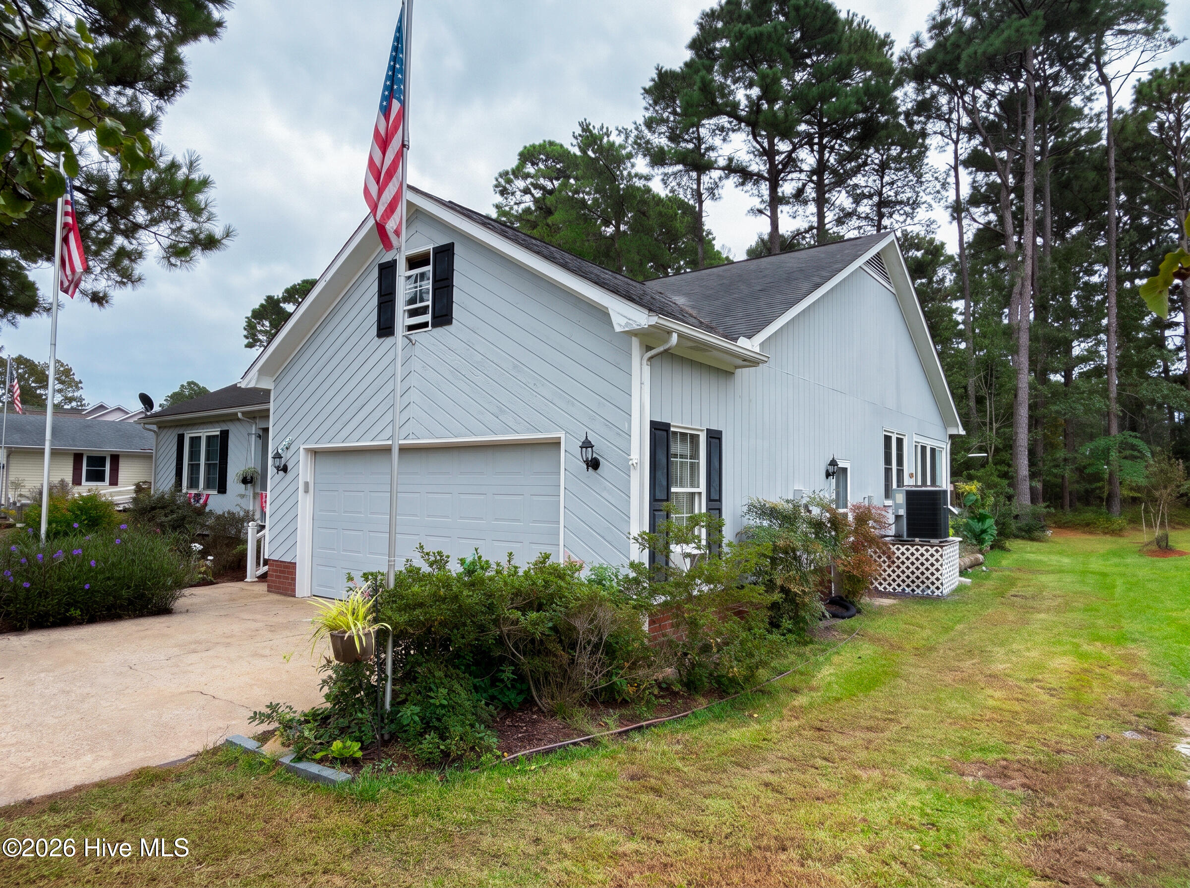 1811 Caracara Drive Property Photo 2