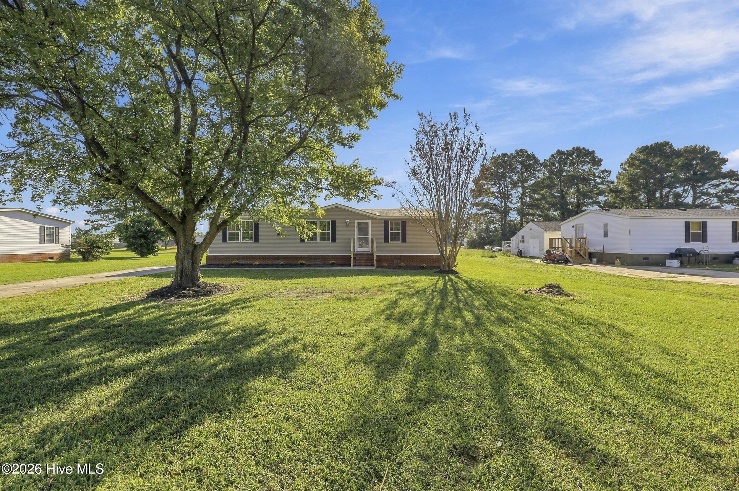 104 Tiff Lane Property Photo 4