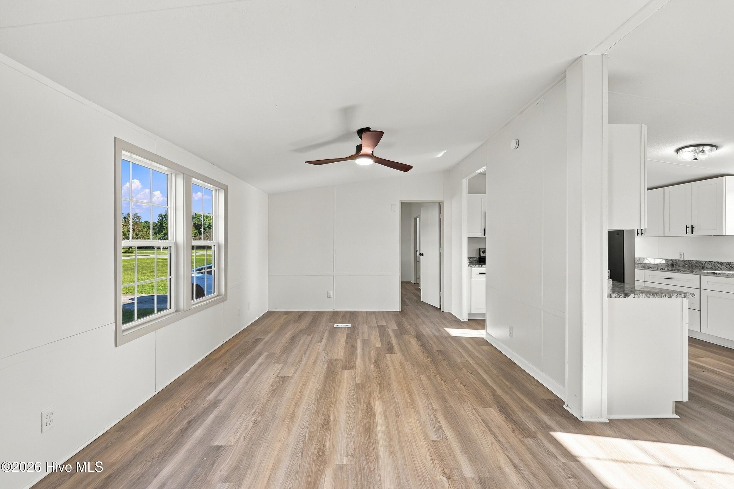 104 Tiff Lane Property Photo 6