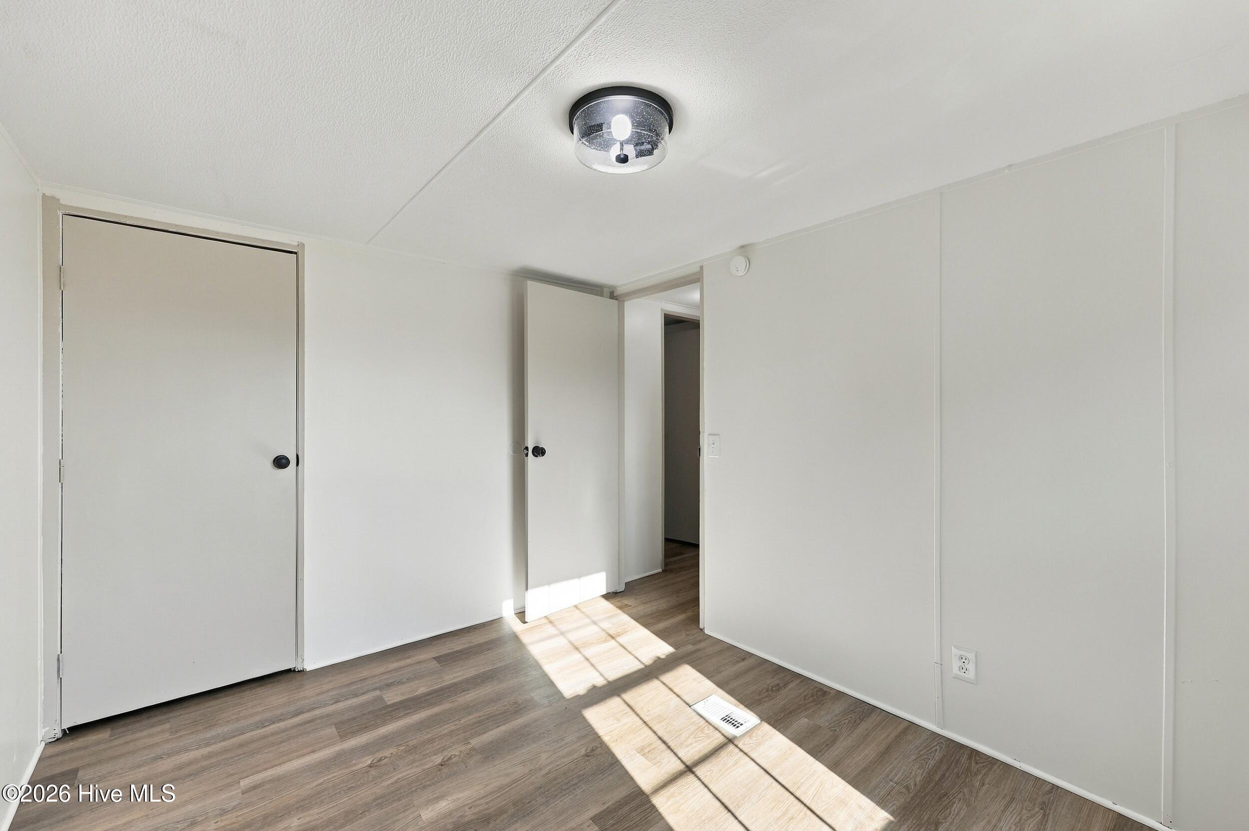 104 Tiff Lane Property Photo 16
