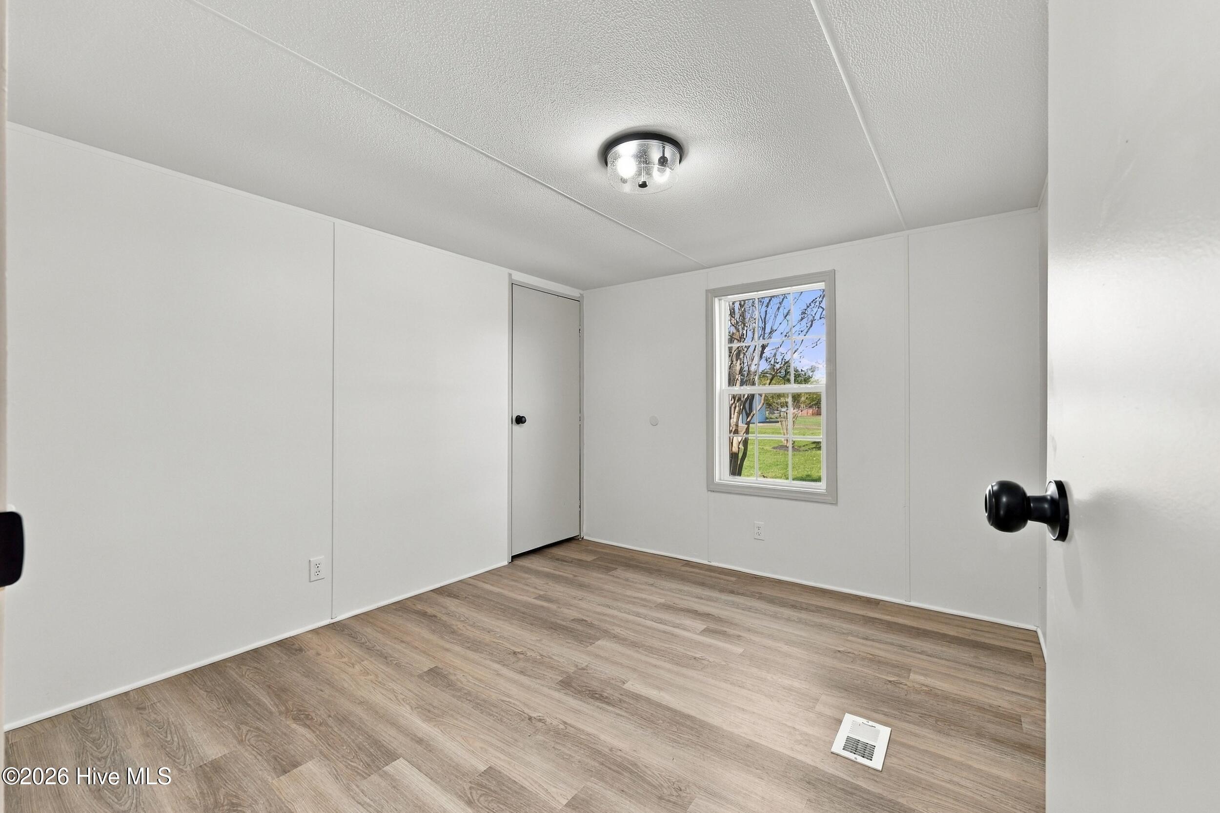 104 Tiff Lane Property Photo 17