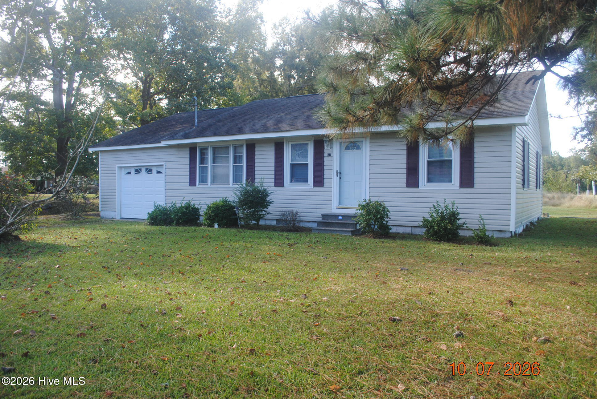 517 Waters Road Property Photo 1